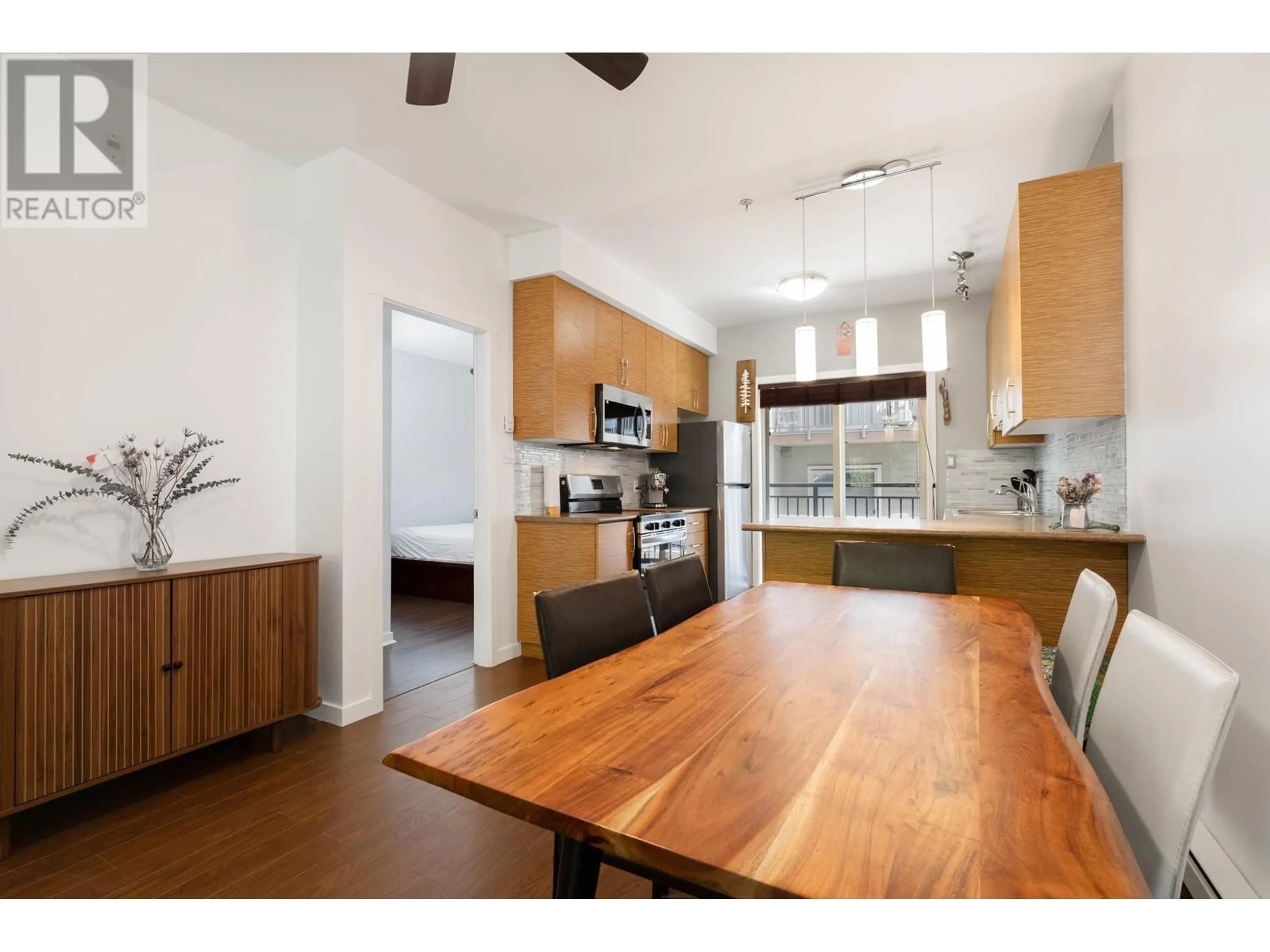 Open concept kitchen, wood/laminate floor for 2 - 7450 PROSPECT STREET, Pemberton British Columbia V0N2L1
