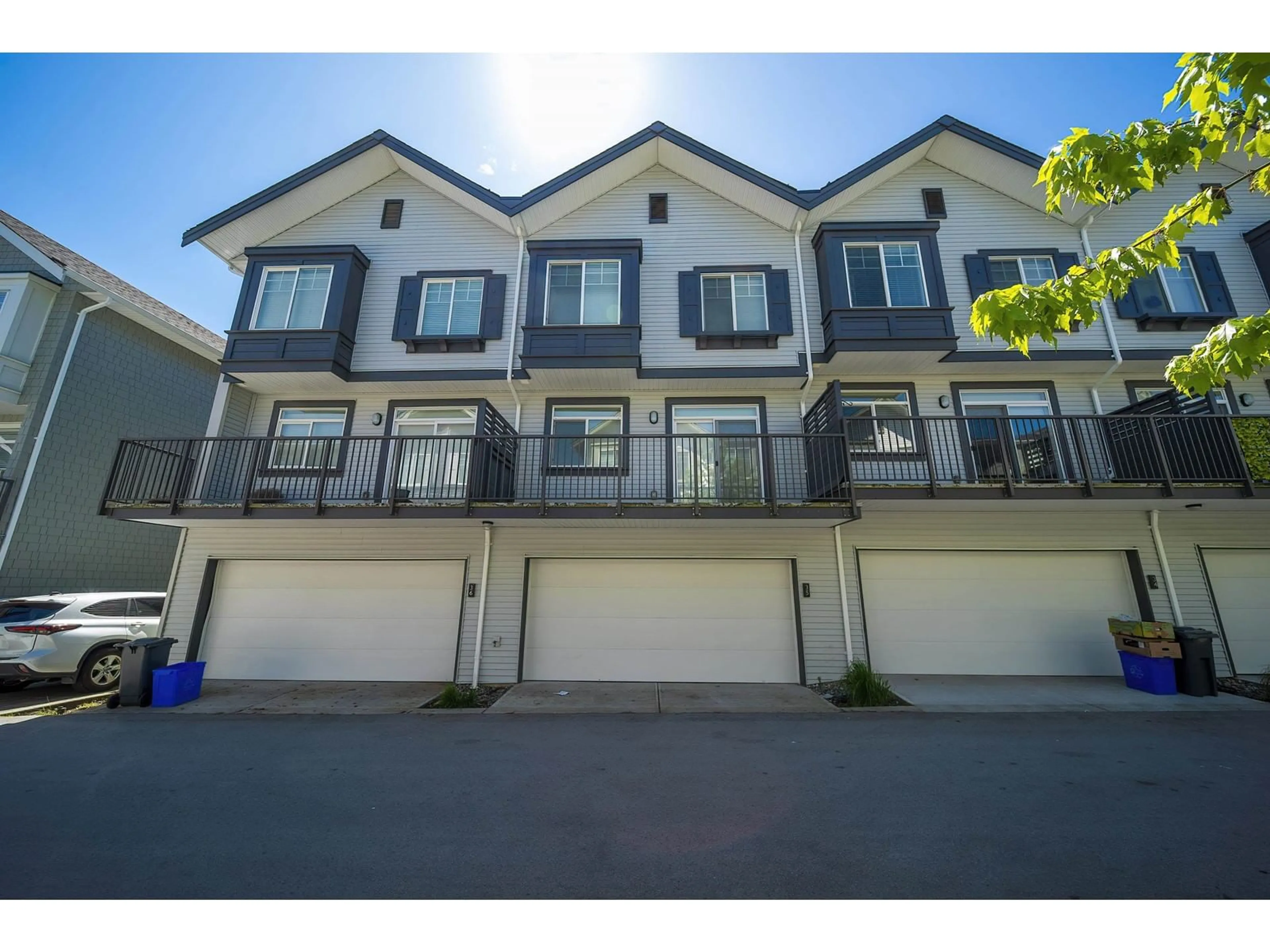 Unknown for 35 - 15489 99A AVE, Surrey British Columbia V3R0G9