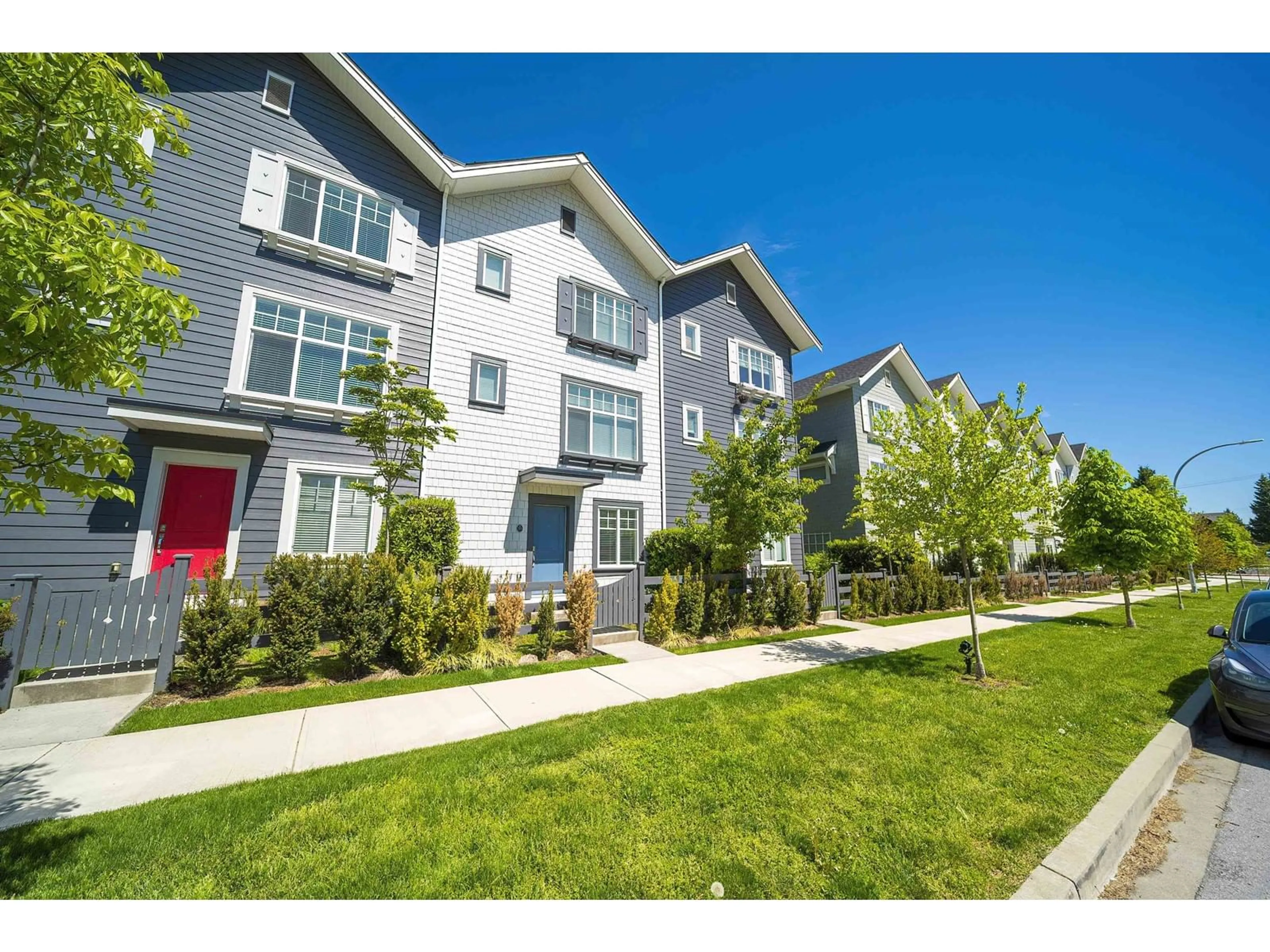 Unknown for 35 - 15489 99A AVE, Surrey British Columbia V3R0G9