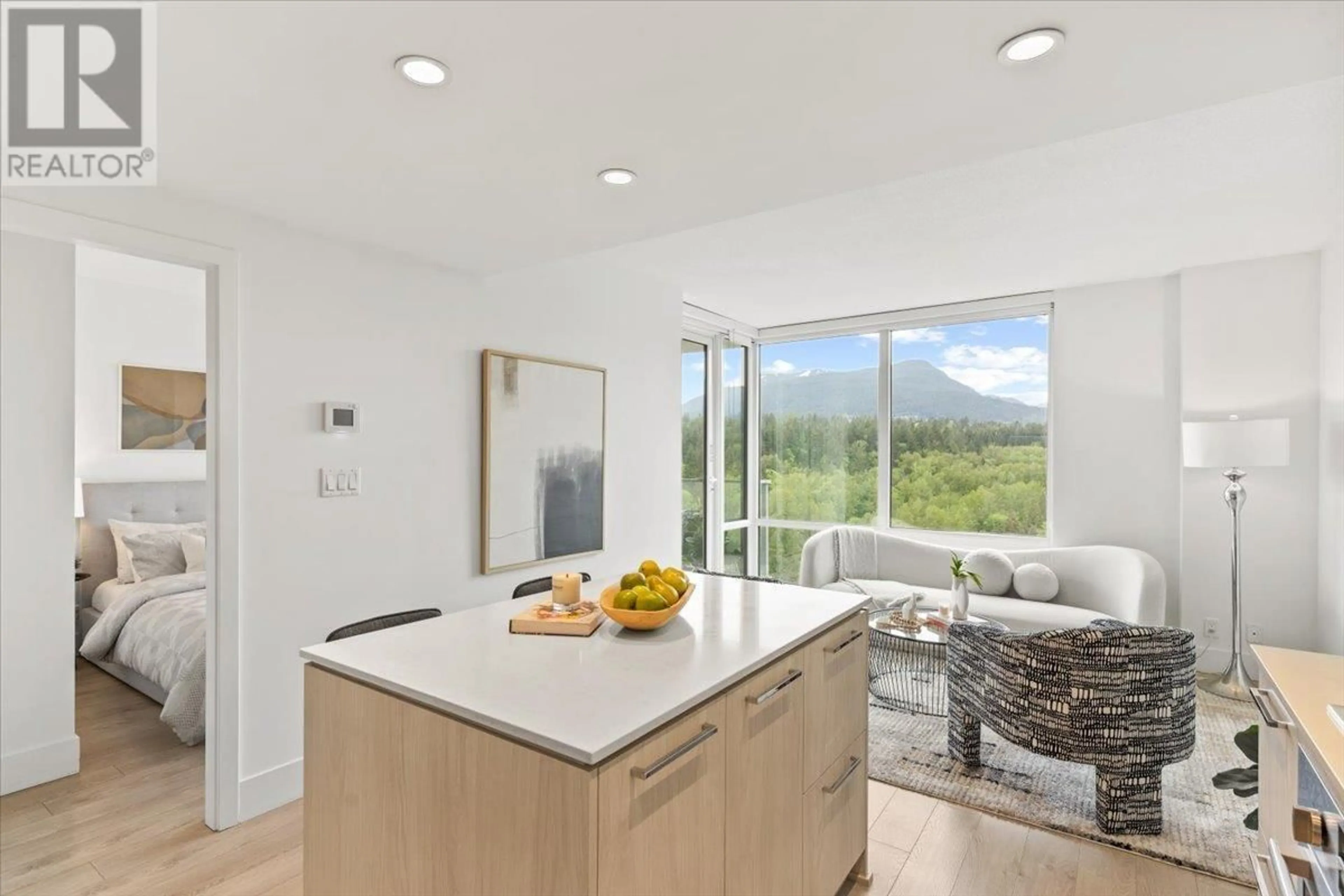 Open concept kitchen, unknown for 1908 - 680 SEYLYNN CRESCENT, North Vancouver British Columbia V7J0B5