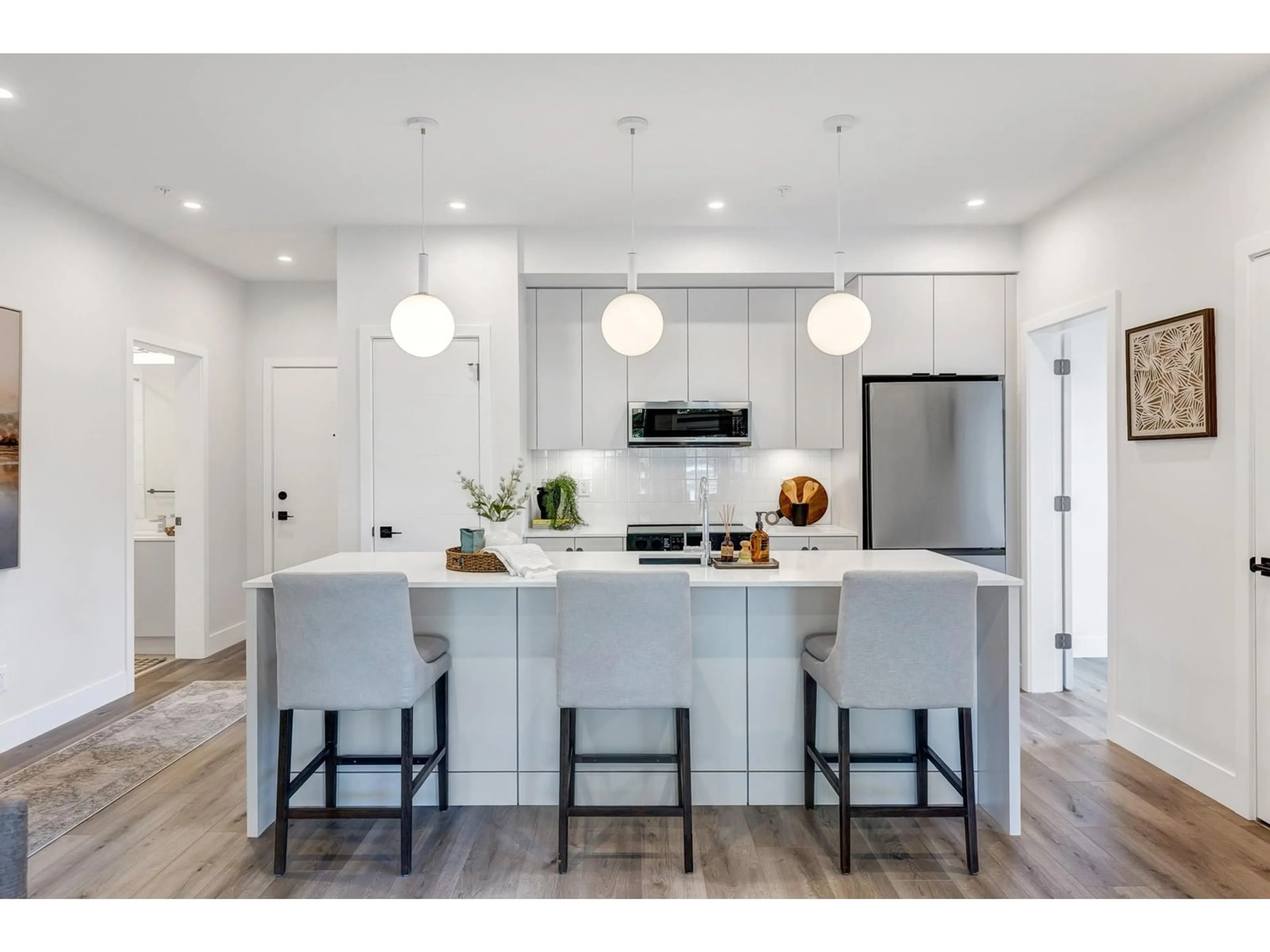Open concept kitchen, unknown for 405 - 45497 CAMPUS DRIVE, Chilliwack British Columbia V2R6L8