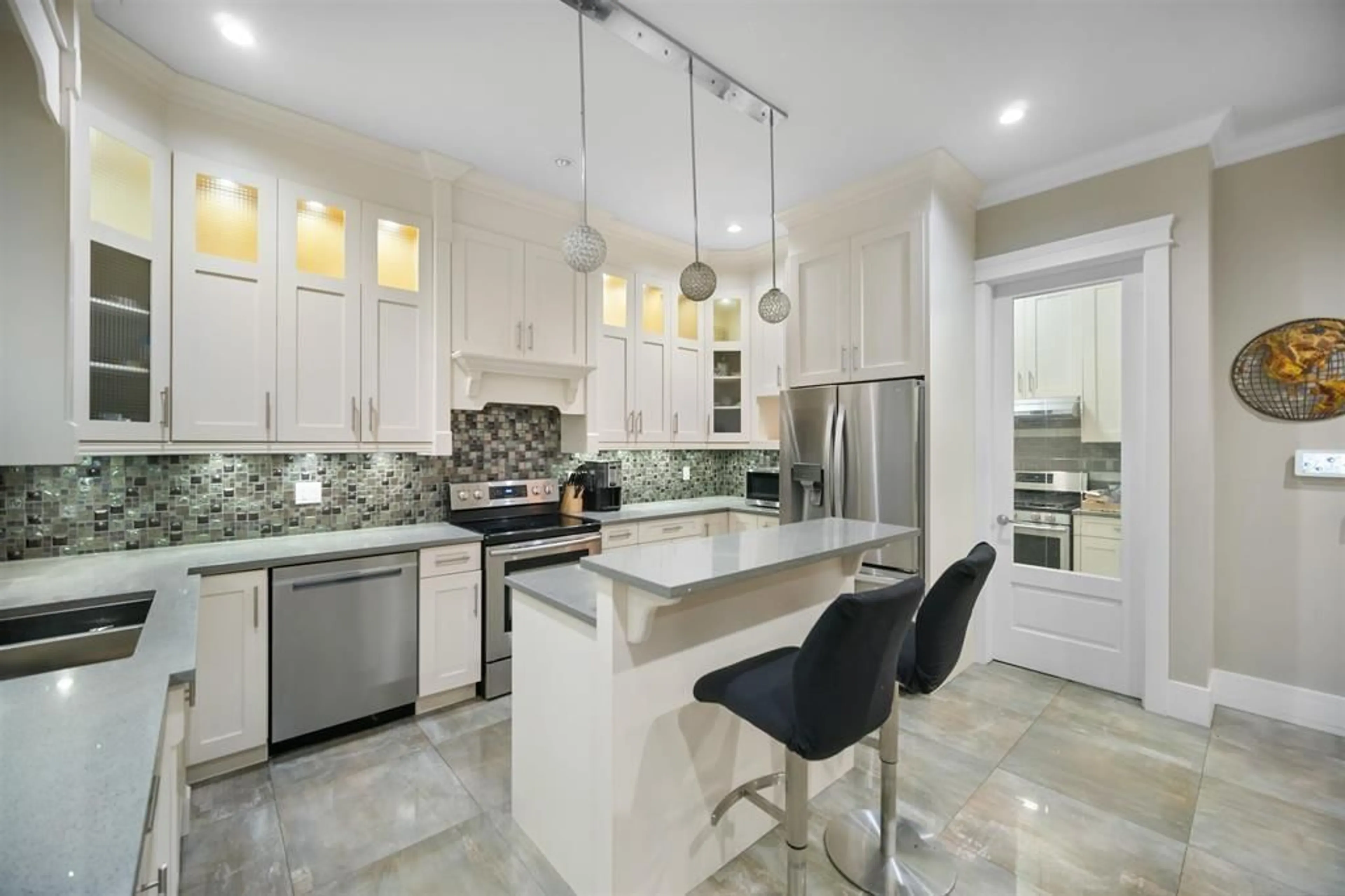 Contemporary kitchen, ceramic/tile floor for 14138 60A, Surrey British Columbia V3X0G1