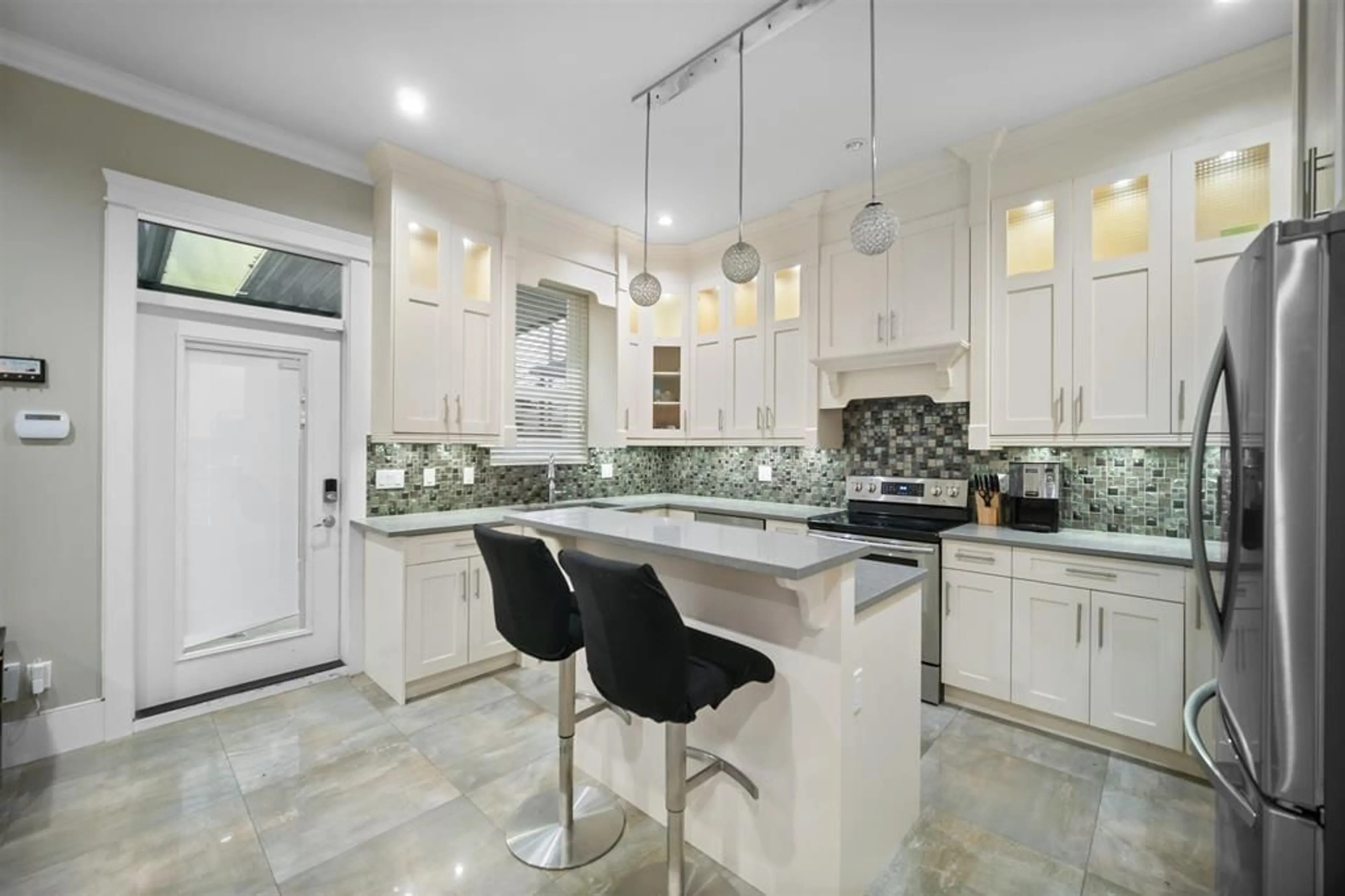 Contemporary kitchen, ceramic/tile floor for 14138 60A, Surrey British Columbia V3X0G1