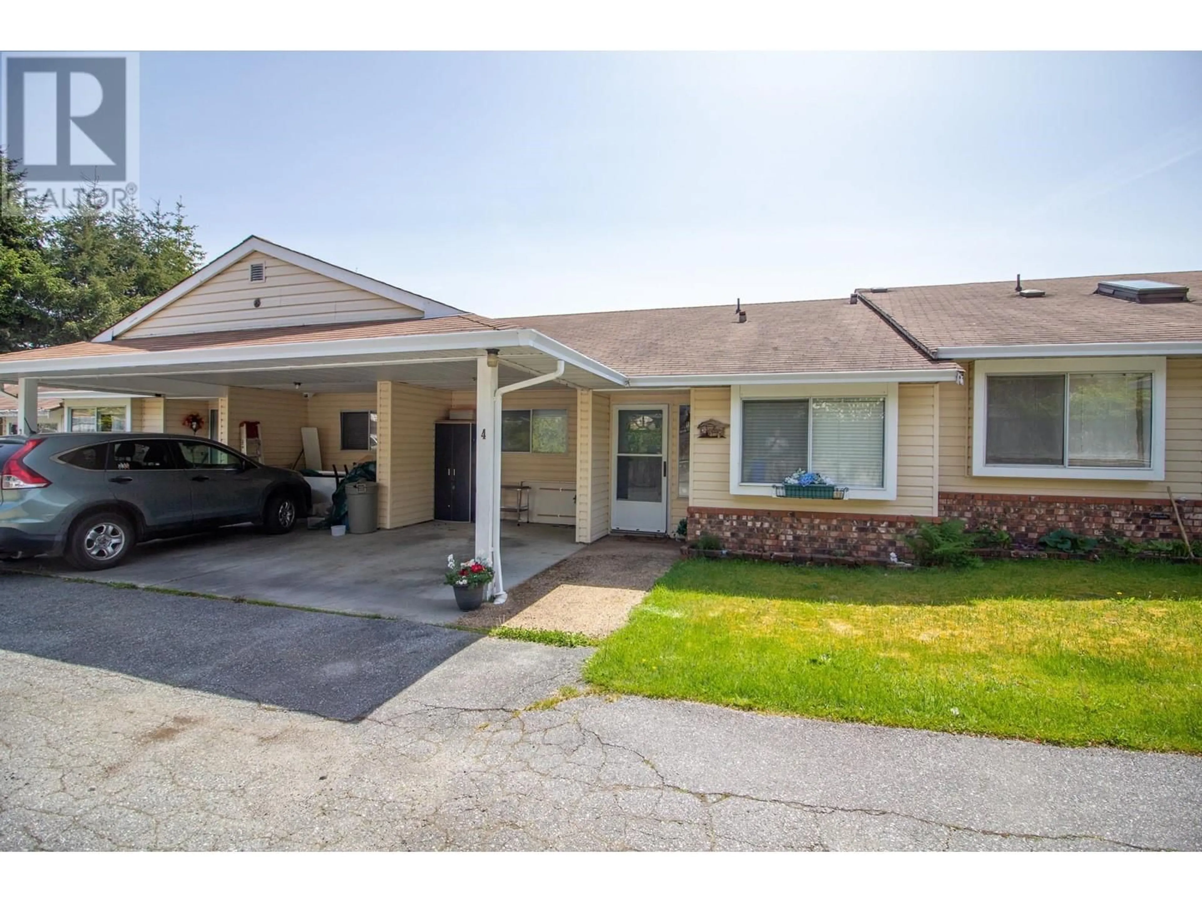 Unknown for 4 - 815 NORTH ROAD, Gibsons British Columbia V0N1V9