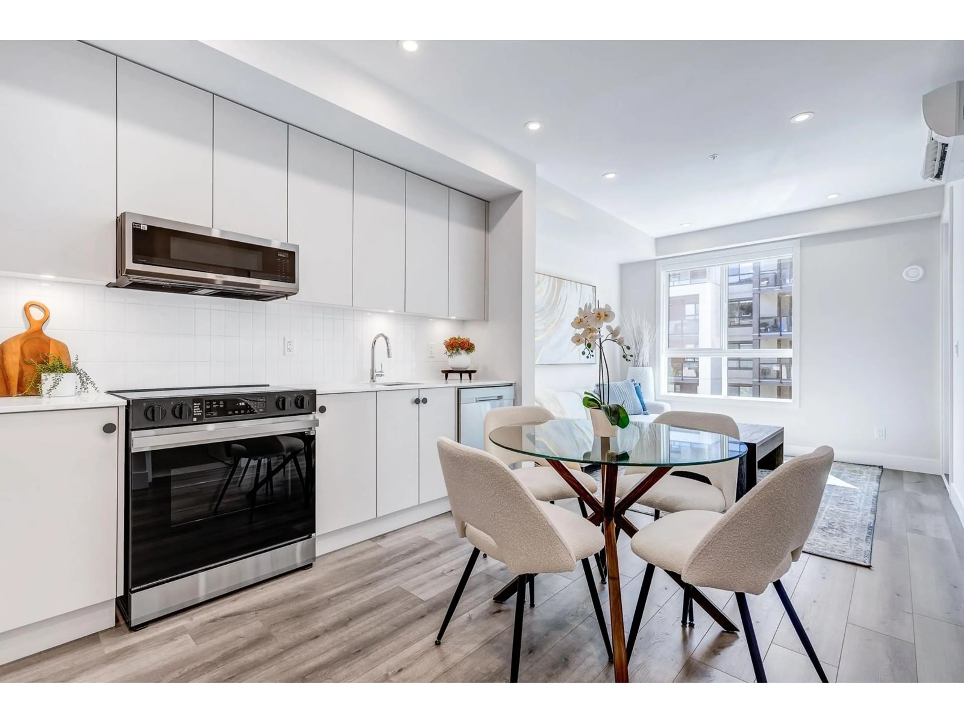 Open concept kitchen, unknown for 314 - 45497 CAMPUS DRIVE, Chilliwack British Columbia V2R6L8