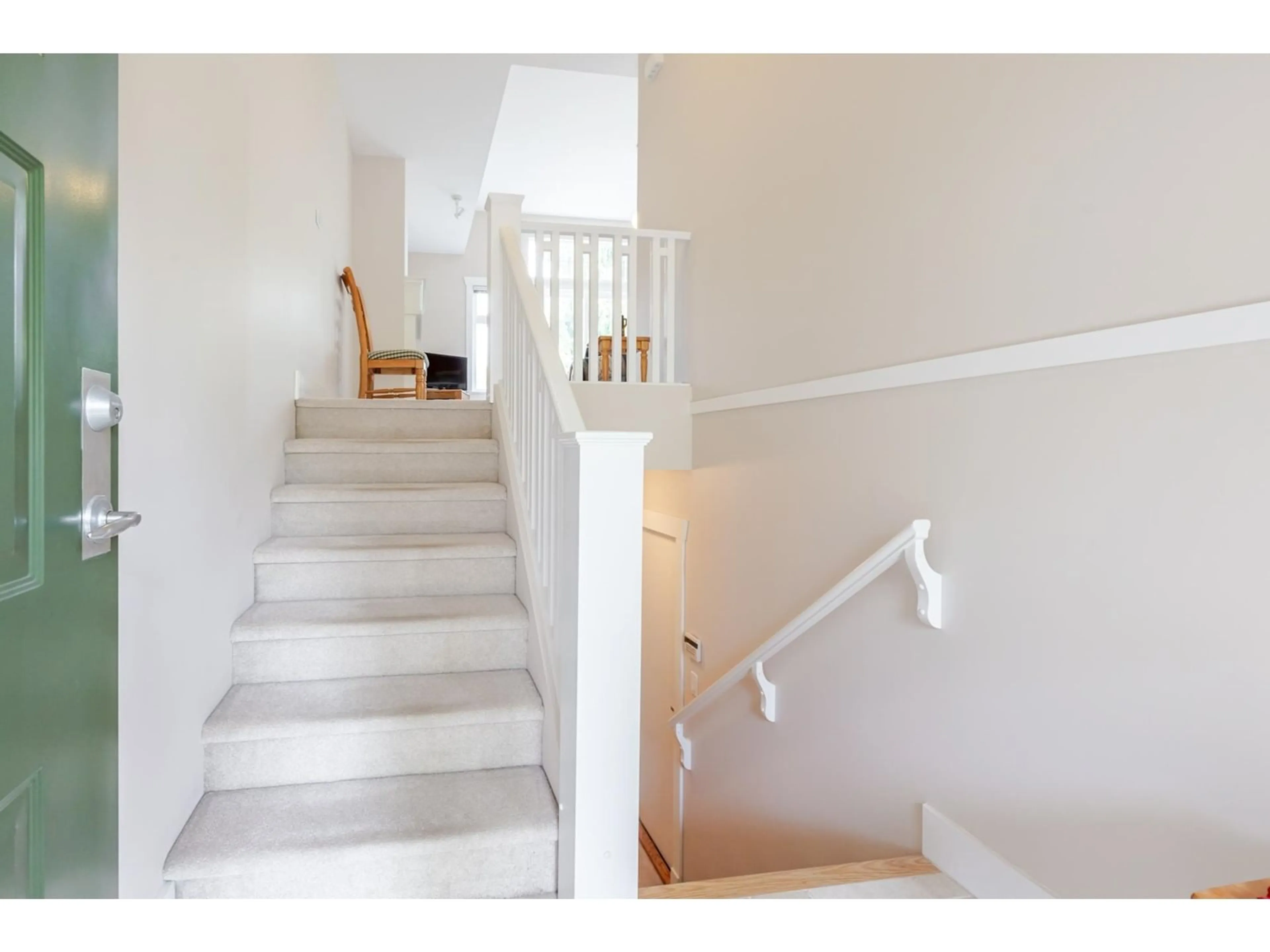 Stairs for 9 - 2780 150TH, Surrey British Columbia V4P1P1