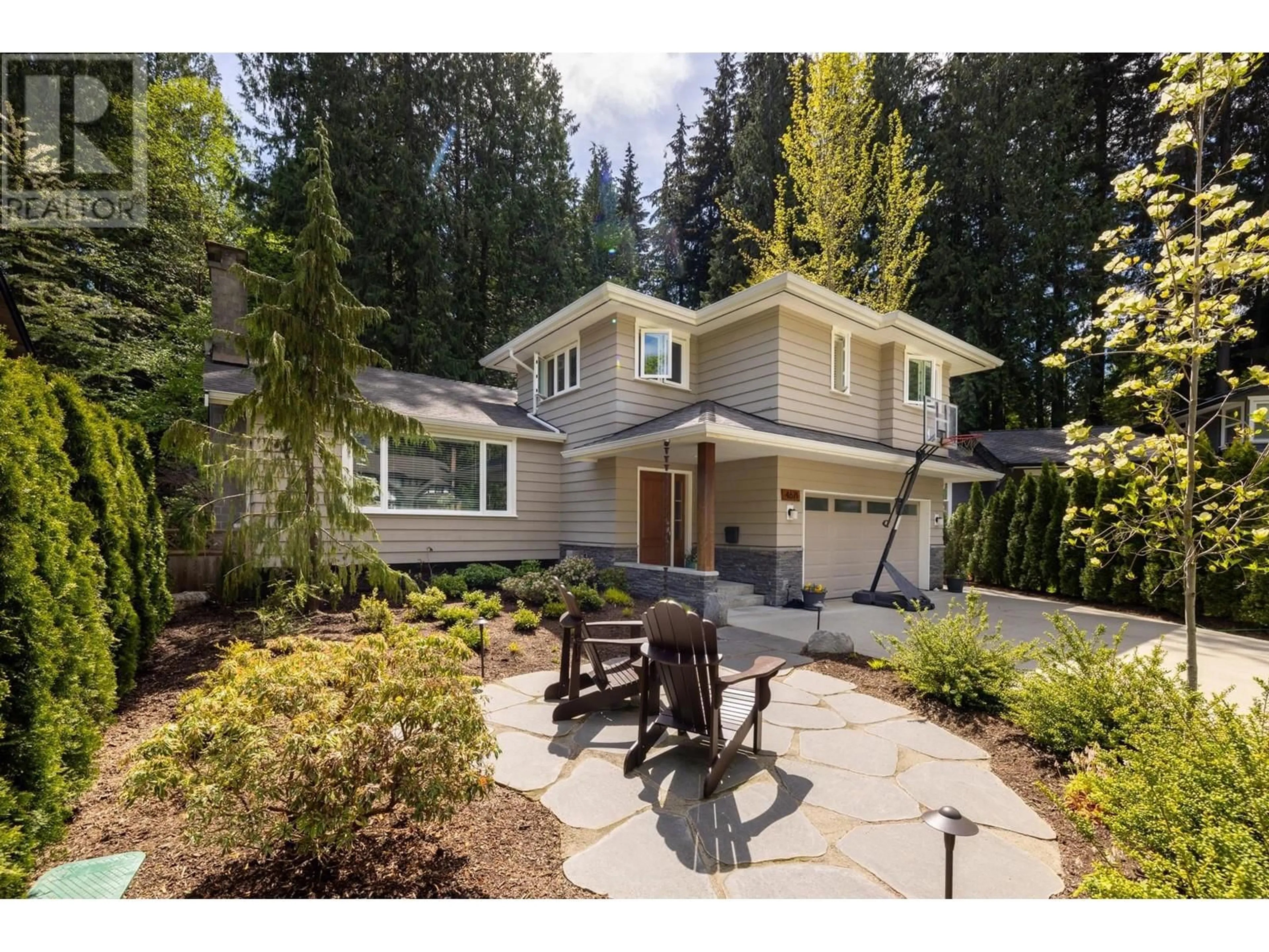 Home with vinyl exterior material, unknown for 4671 UNDERWOOD PLACE, North Vancouver British Columbia V7K3A3