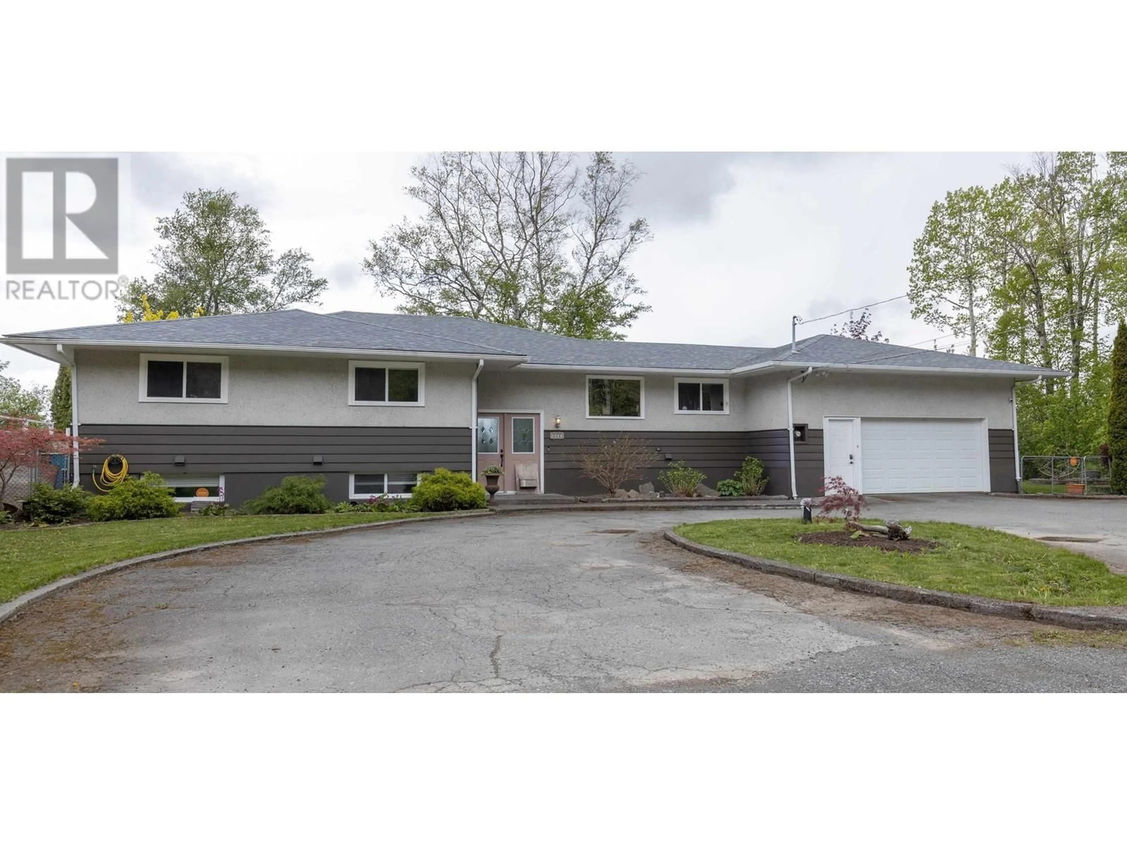 Home with vinyl exterior material, street for 4407 BIRCH AVENUE, Terrace British Columbia V8G1X3