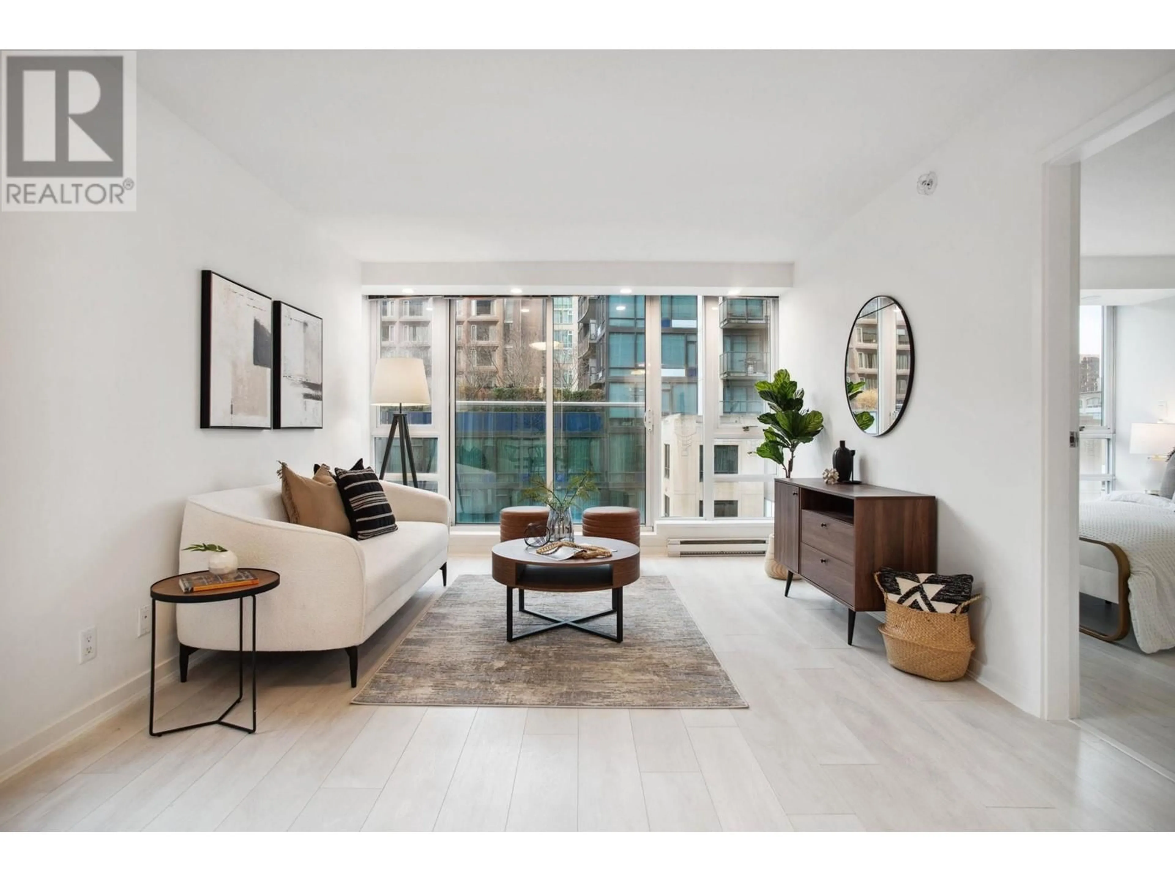 Living room with furniture, unknown for 603 - 233 ROBSON STREET, Vancouver British Columbia V6B0E8