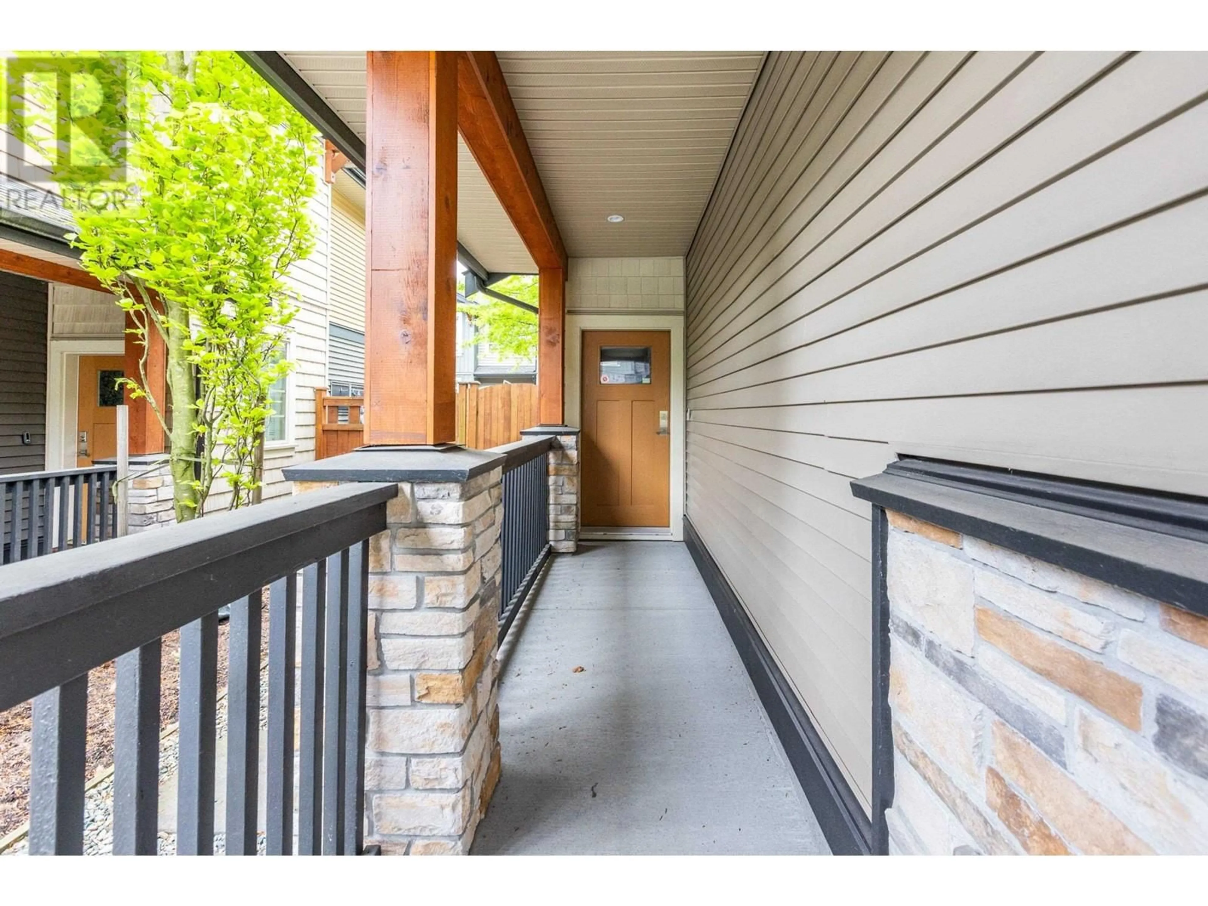 Indoor entryway for 53 - 11305 240 STREET, Maple Ridge British Columbia V2W0J1