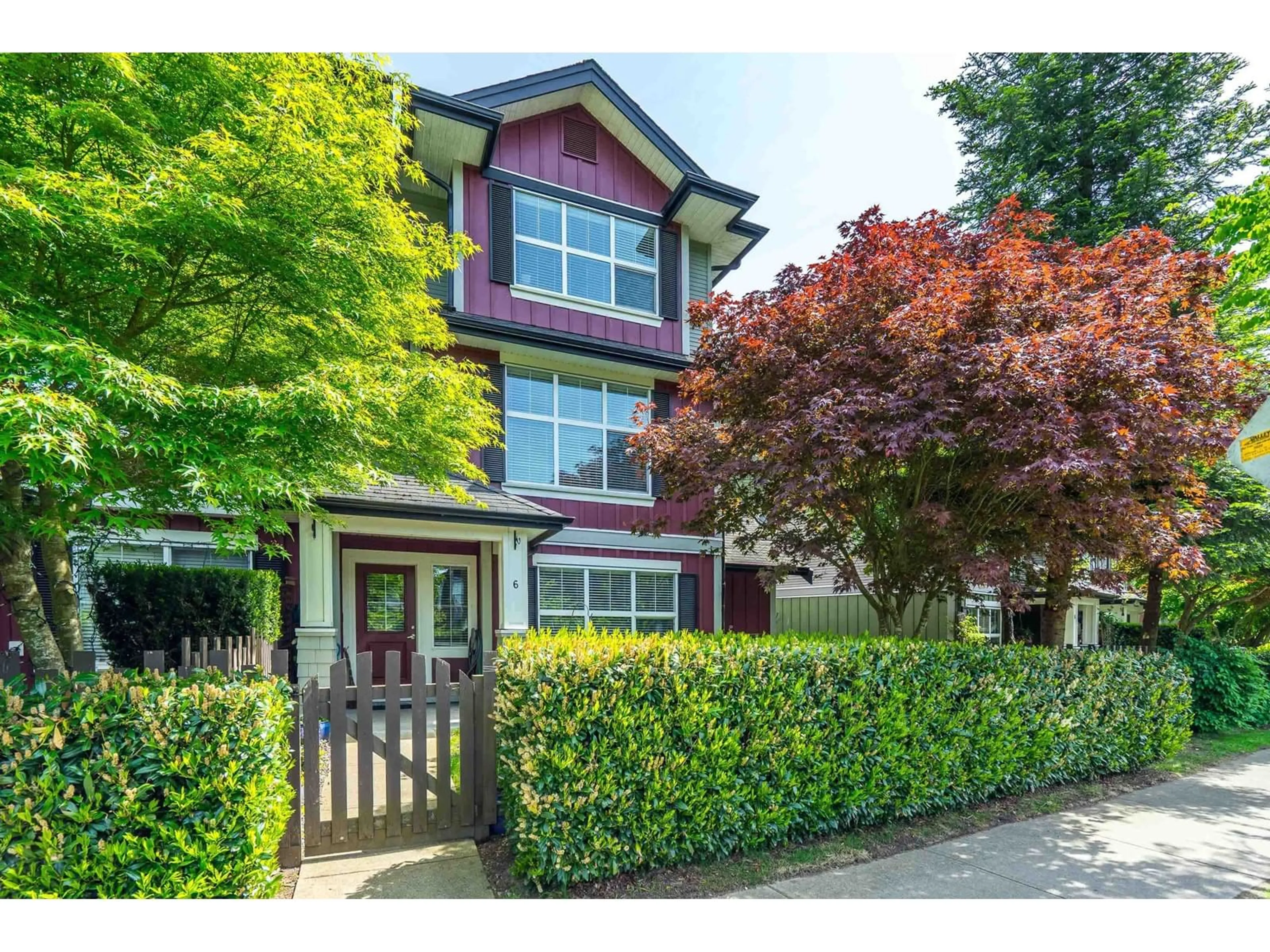 Unknown for 6 - 18211 70, Surrey British Columbia V3S8K9