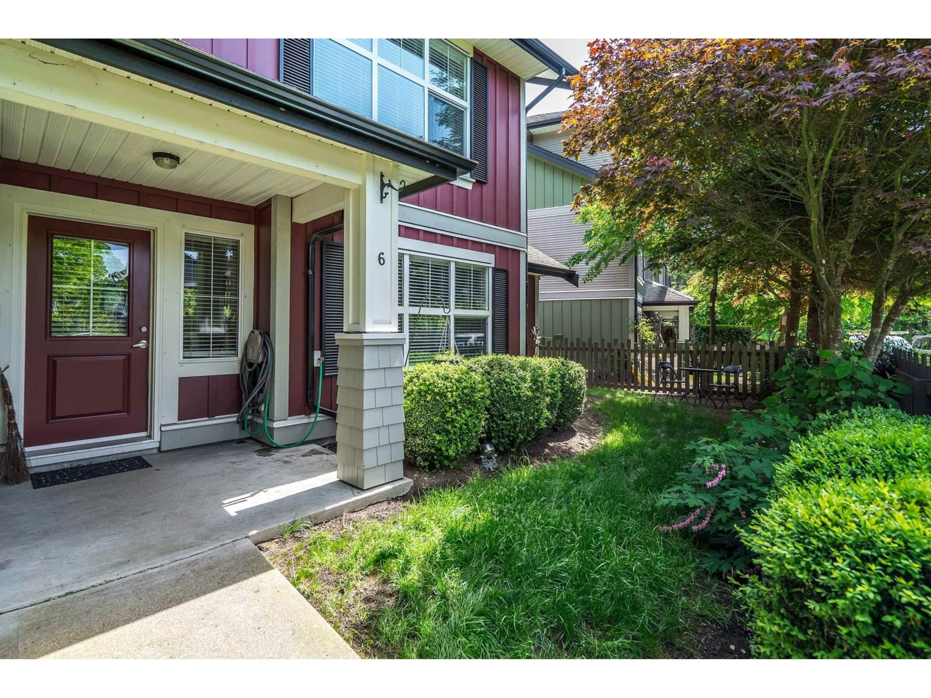 Unknown for 6 - 18211 70, Surrey British Columbia V3S8K9