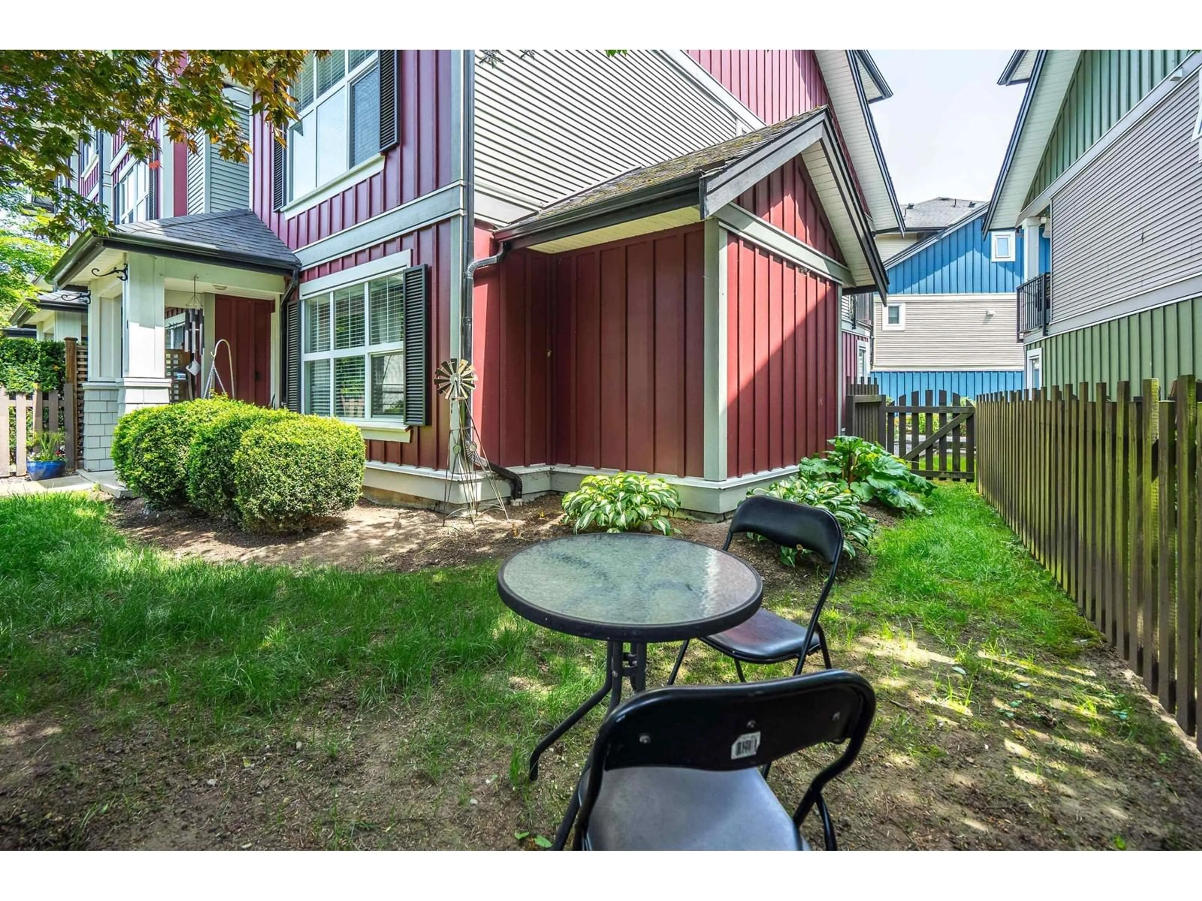 Patio, street for 6 - 18211 70, Surrey British Columbia V3S8K9