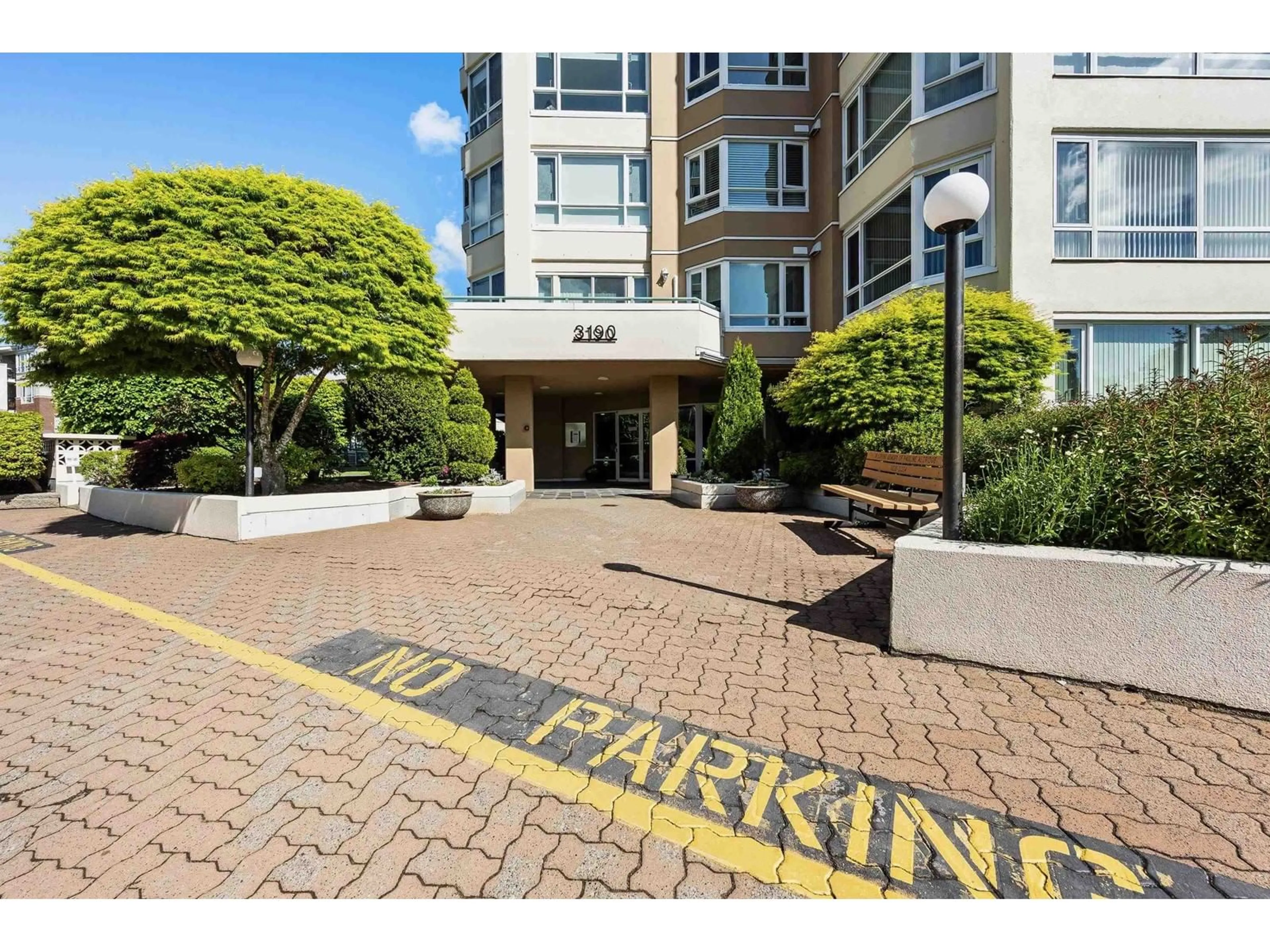 Unknown for 1504 - 3190 GLADWIN, Abbotsford British Columbia V2T5T2