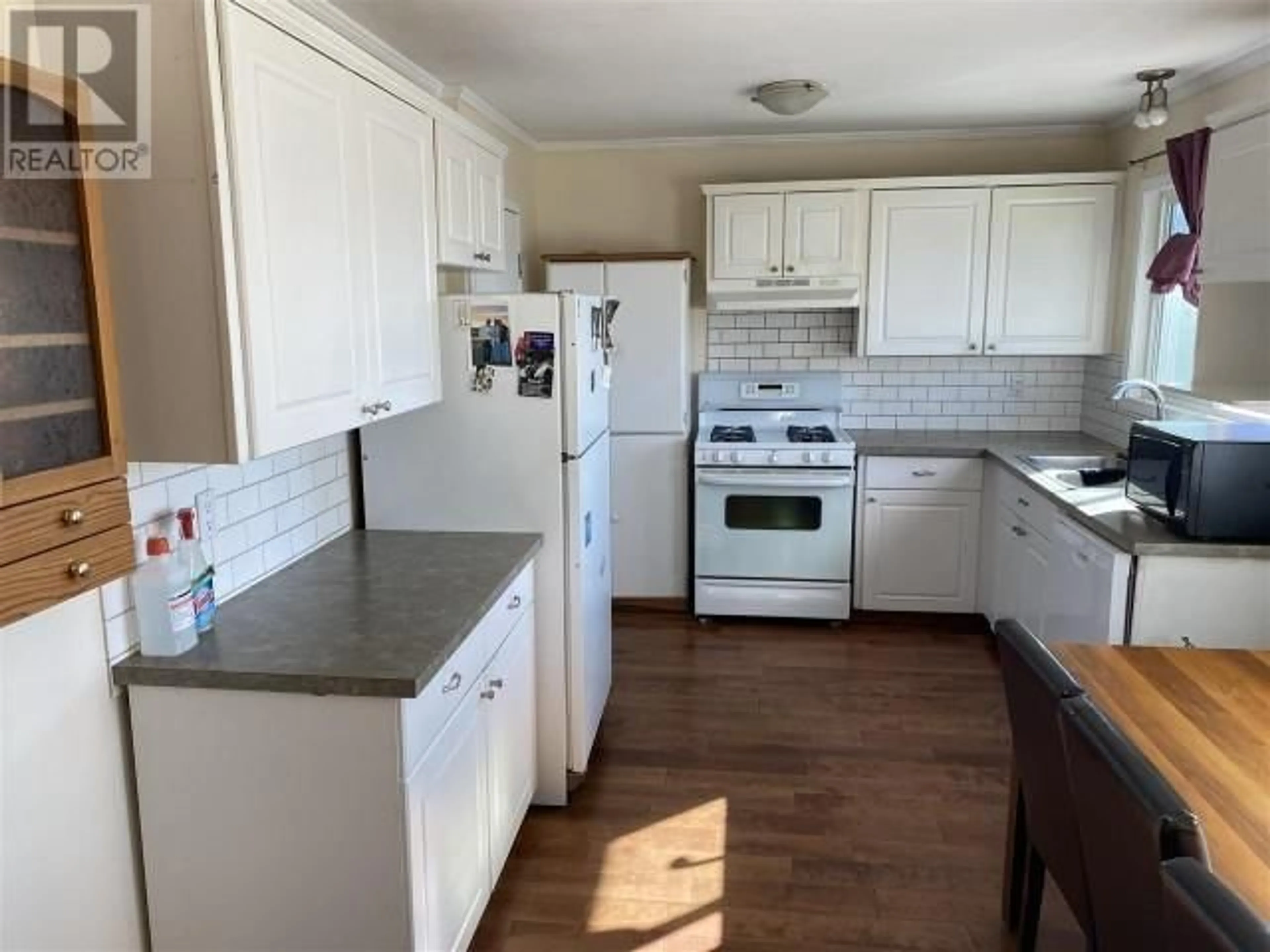 Standard kitchen, unknown for 8723 88 STREET, Fort St. John British Columbia V1J5A3