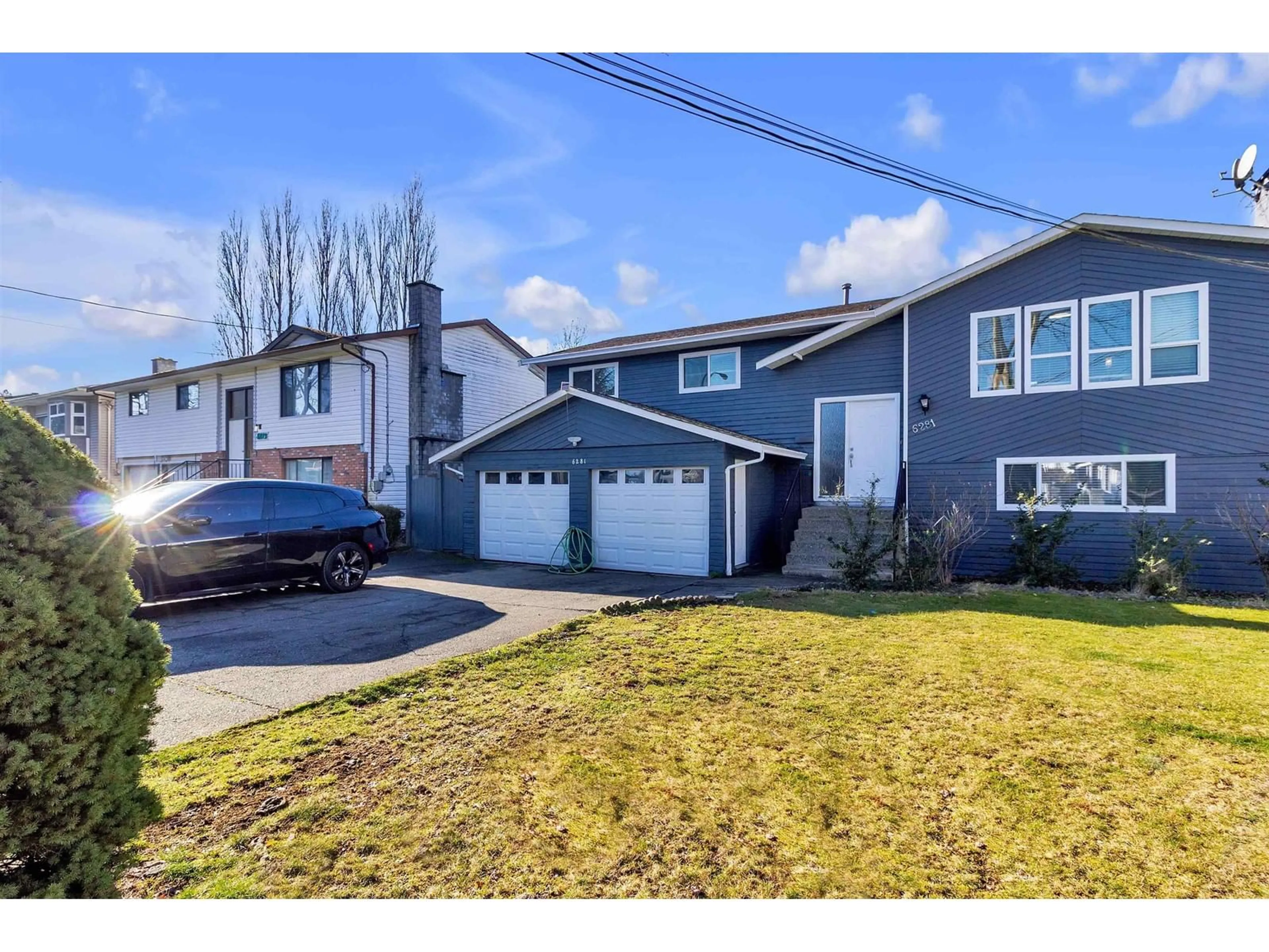 Home with vinyl exterior material, street for 6281 130, Surrey British Columbia V3X1R7