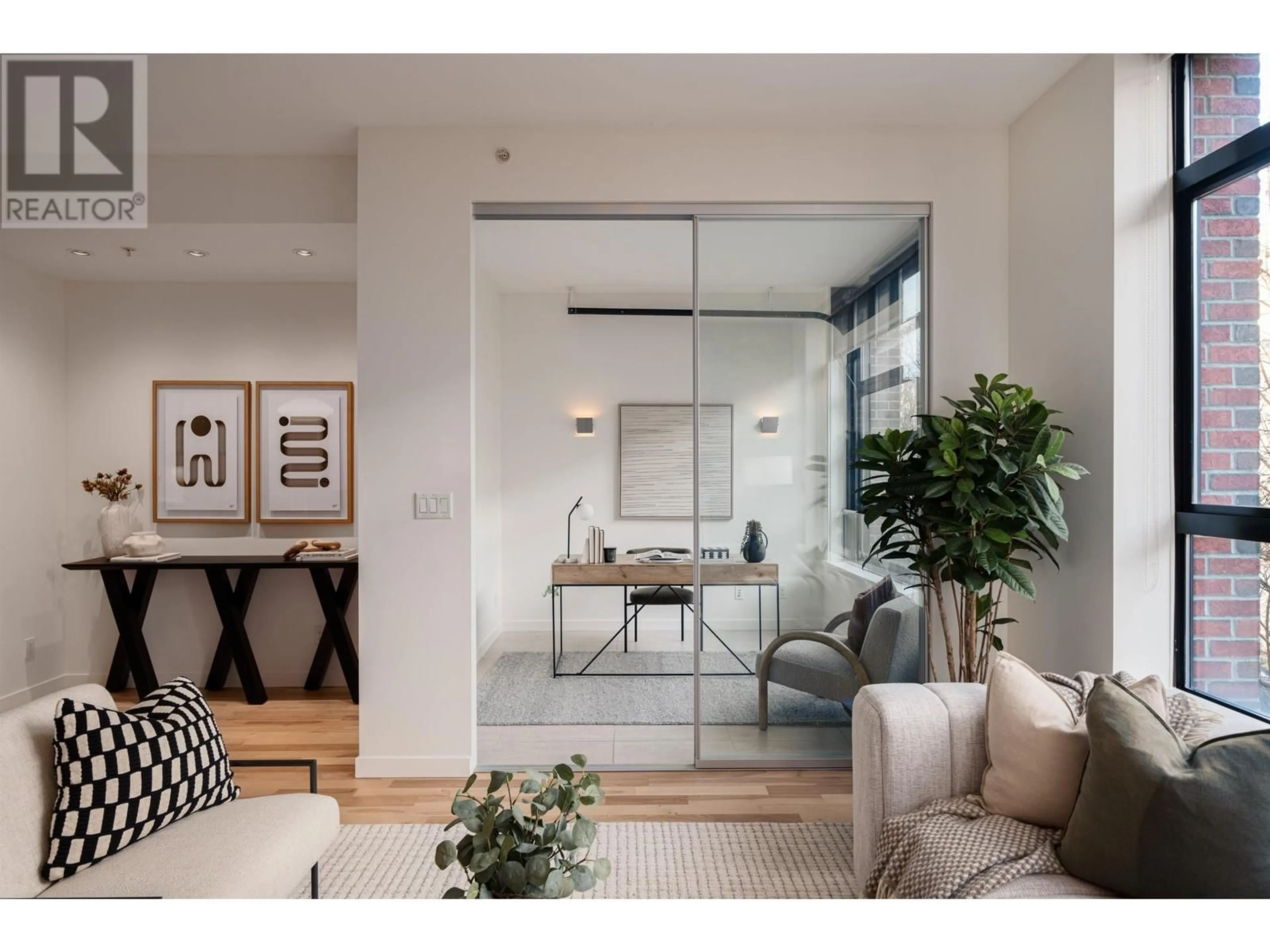 Indoor entryway for 301 - 1241 HOMER STREET, Vancouver British Columbia V6B2Y9