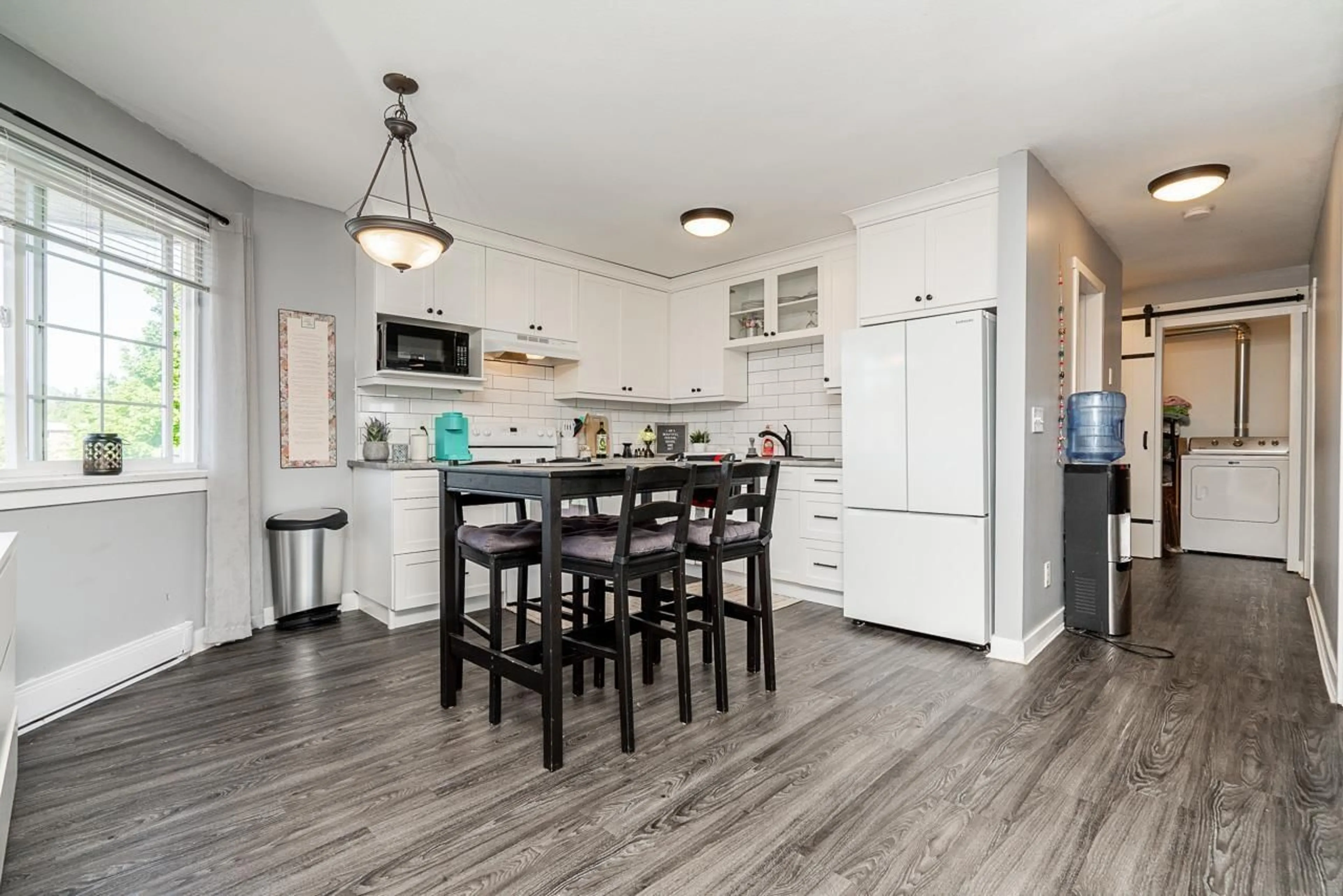 Open concept kitchen, unknown for 304C - 45655 MCINTOSH DRIVE, Chilliwack British Columbia V2P6V4