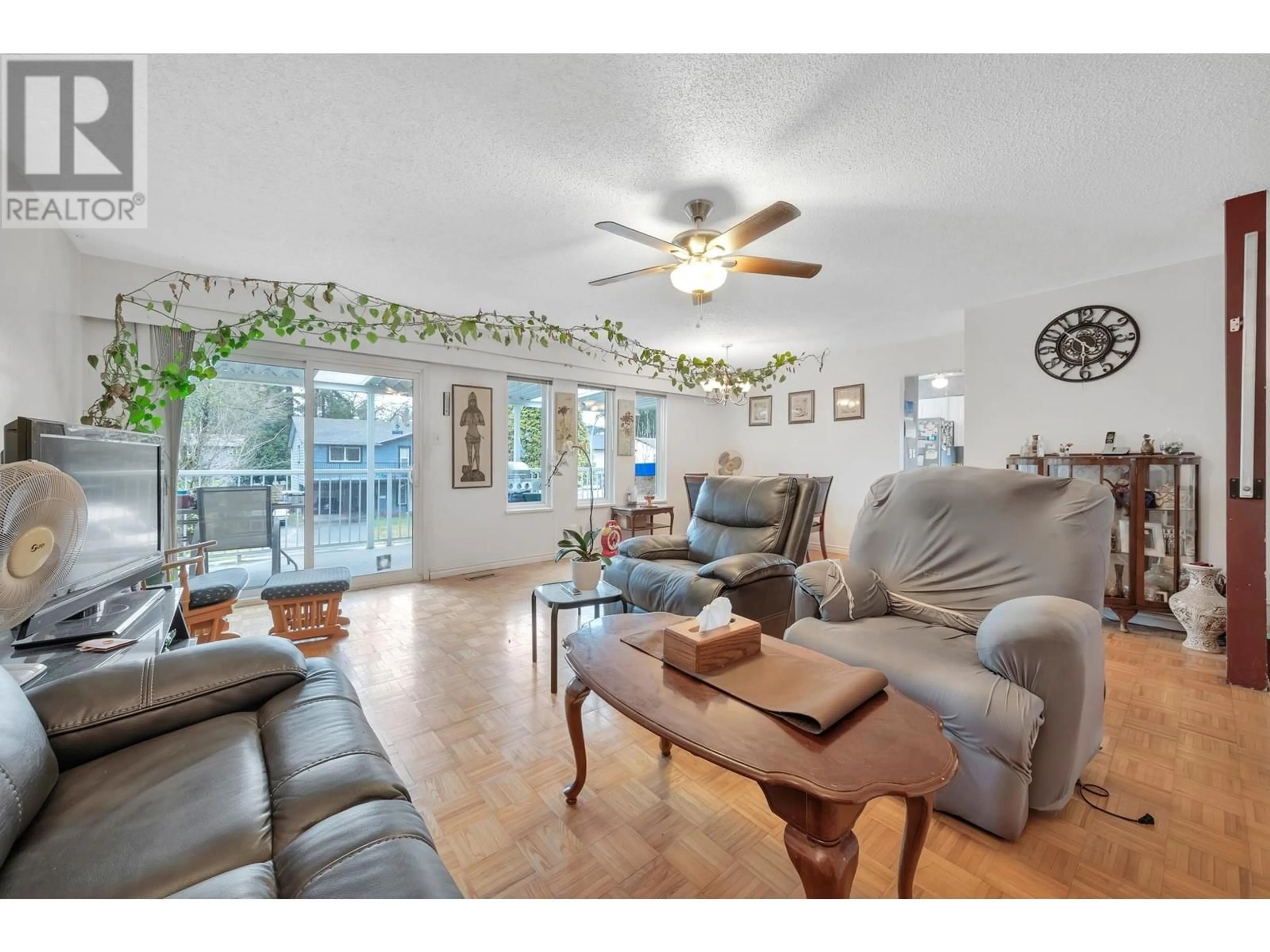 Living room with furniture, unknown for 1772 MANCHESTER COURT, Port Coquitlam British Columbia V3B5R7