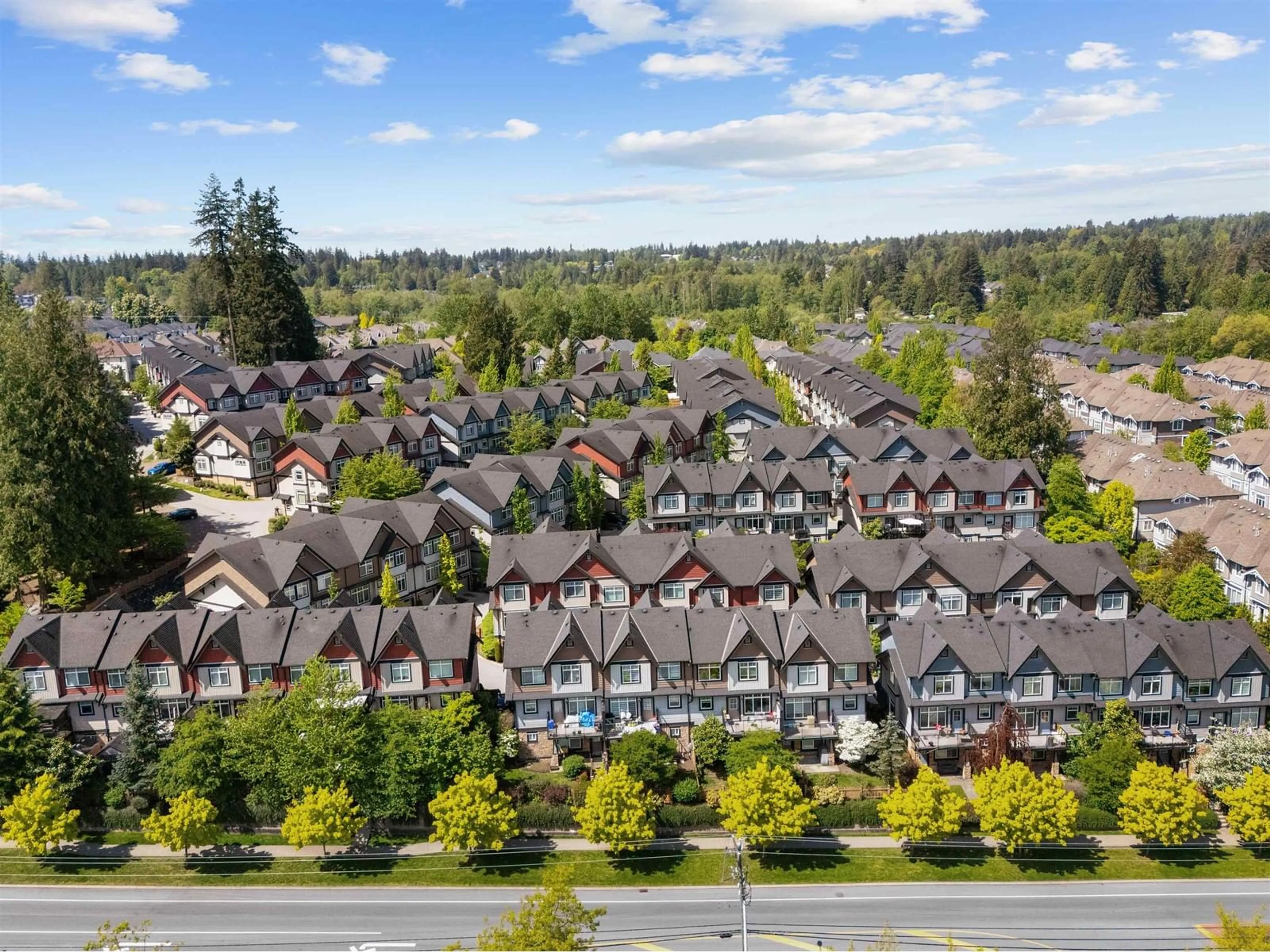 A pic from outside/outdoor area/front of a property/back of a property/a pic from drone, mountain view for 35 - 6299 144, Surrey British Columbia V3X1A2