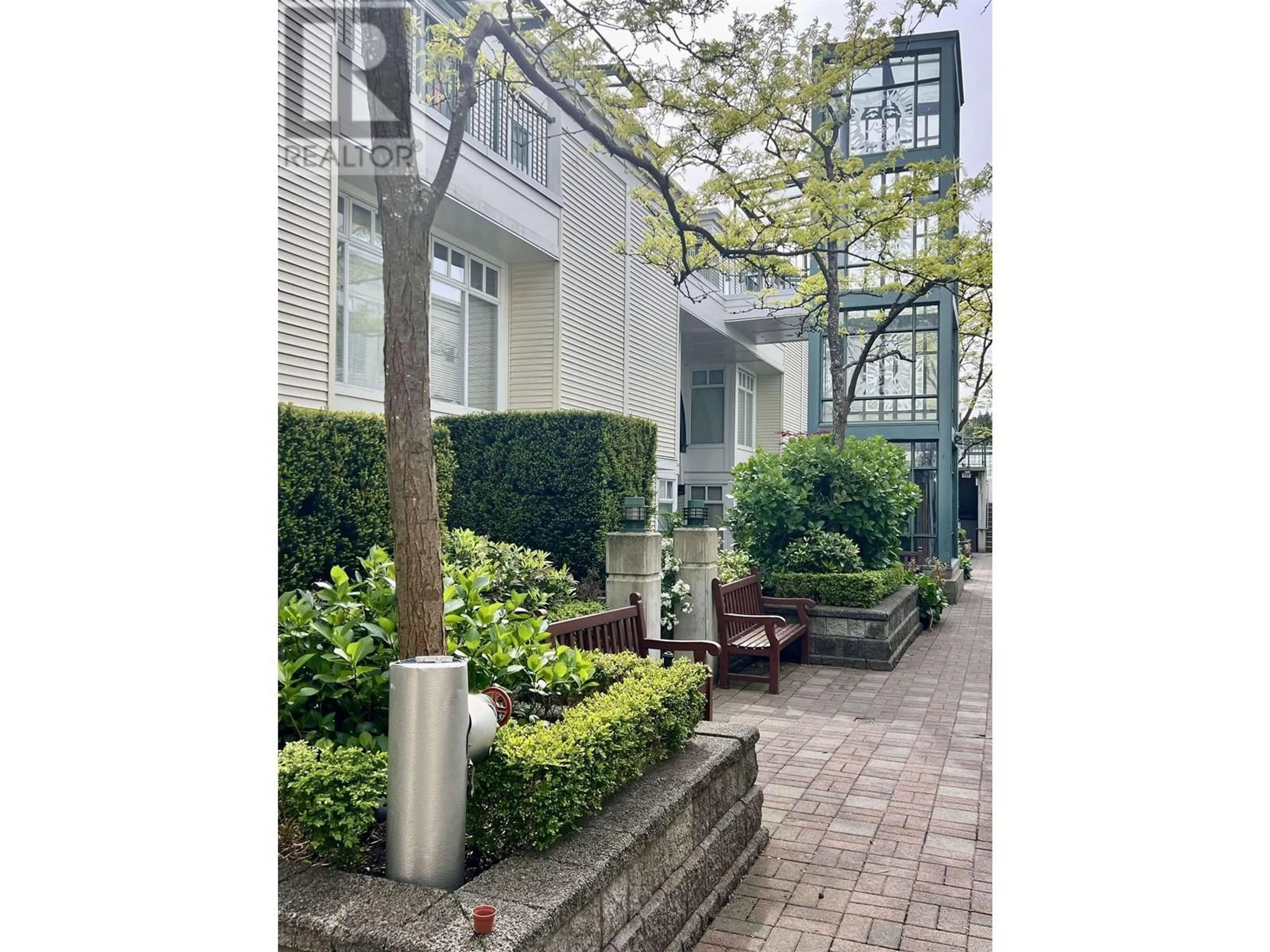 Unknown for 311 - 3727 10TH AVENUE, Vancouver British Columbia V6R2G5