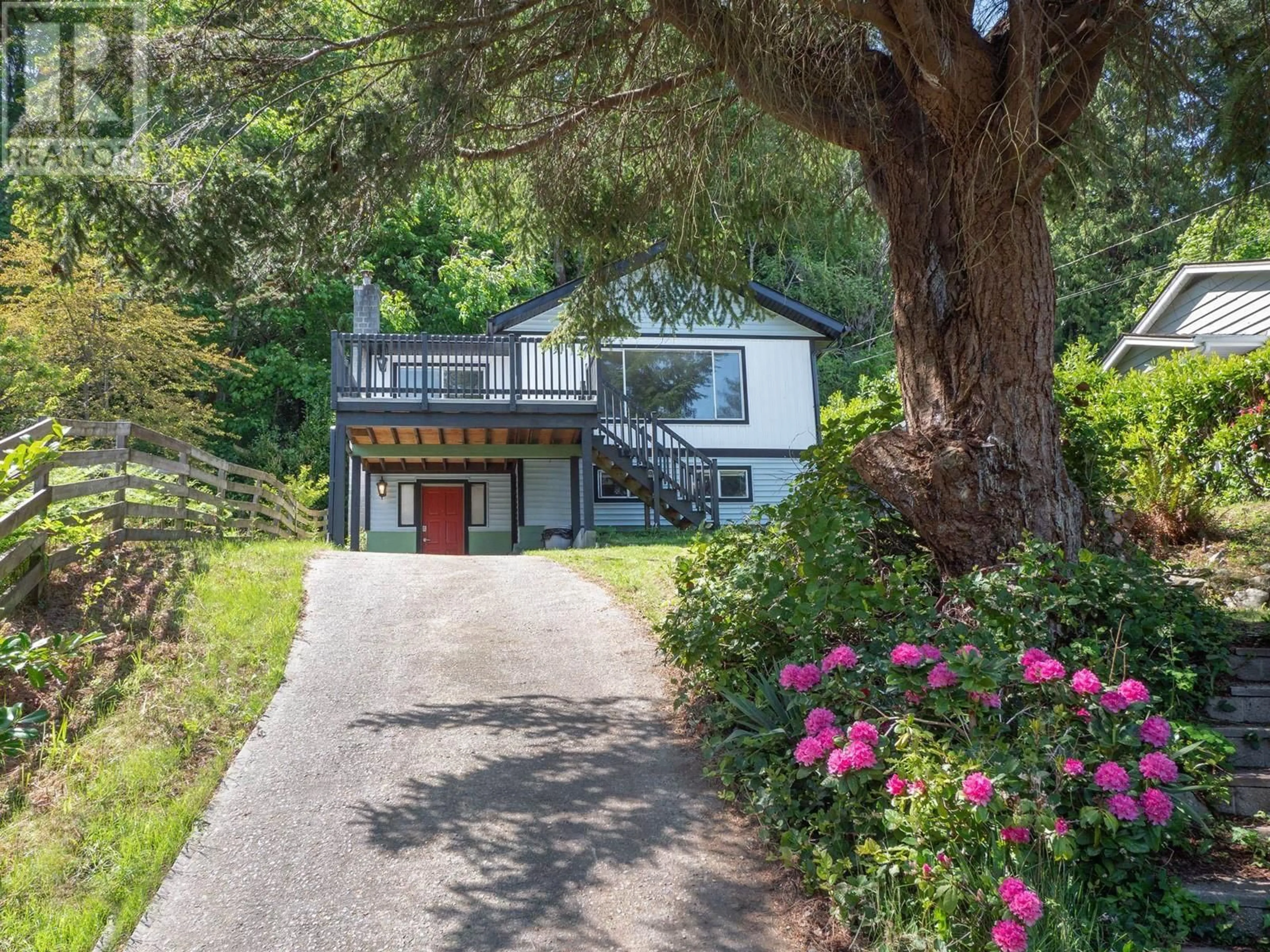 A pic from outside/outdoor area/front of a property/back of a property/a pic from drone, street for 642 GOWER POINT ROAD, Gibsons British Columbia V0N1V8