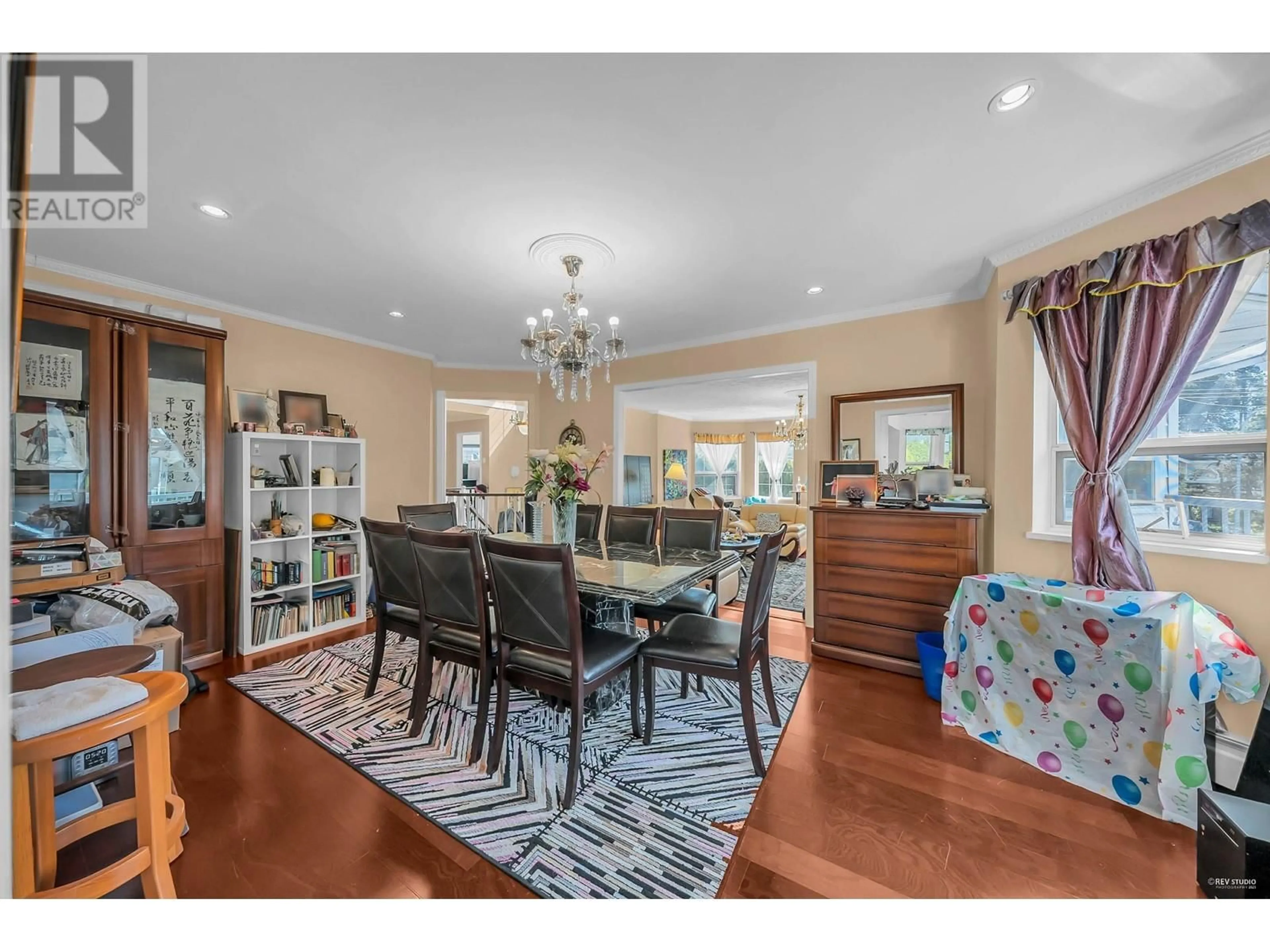 Dining room, wood/laminate floor for 8071 NO. 4 ROAD, Richmond British Columbia V6Y2T7