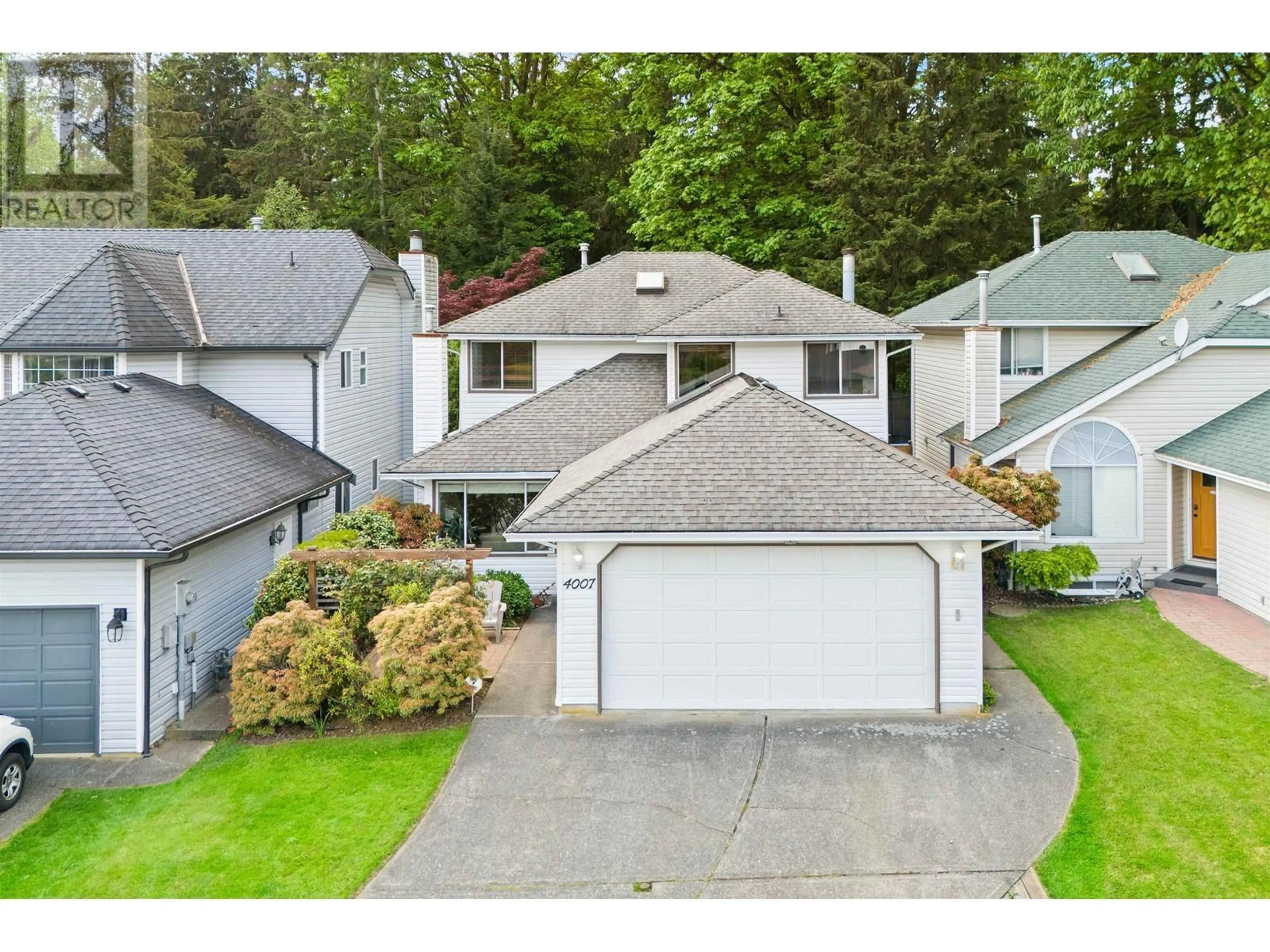 A pic from outside/outdoor area/front of a property/back of a property/a pic from drone, street for 4007 SHONE ROAD, North Vancouver British Columbia V7G2N2