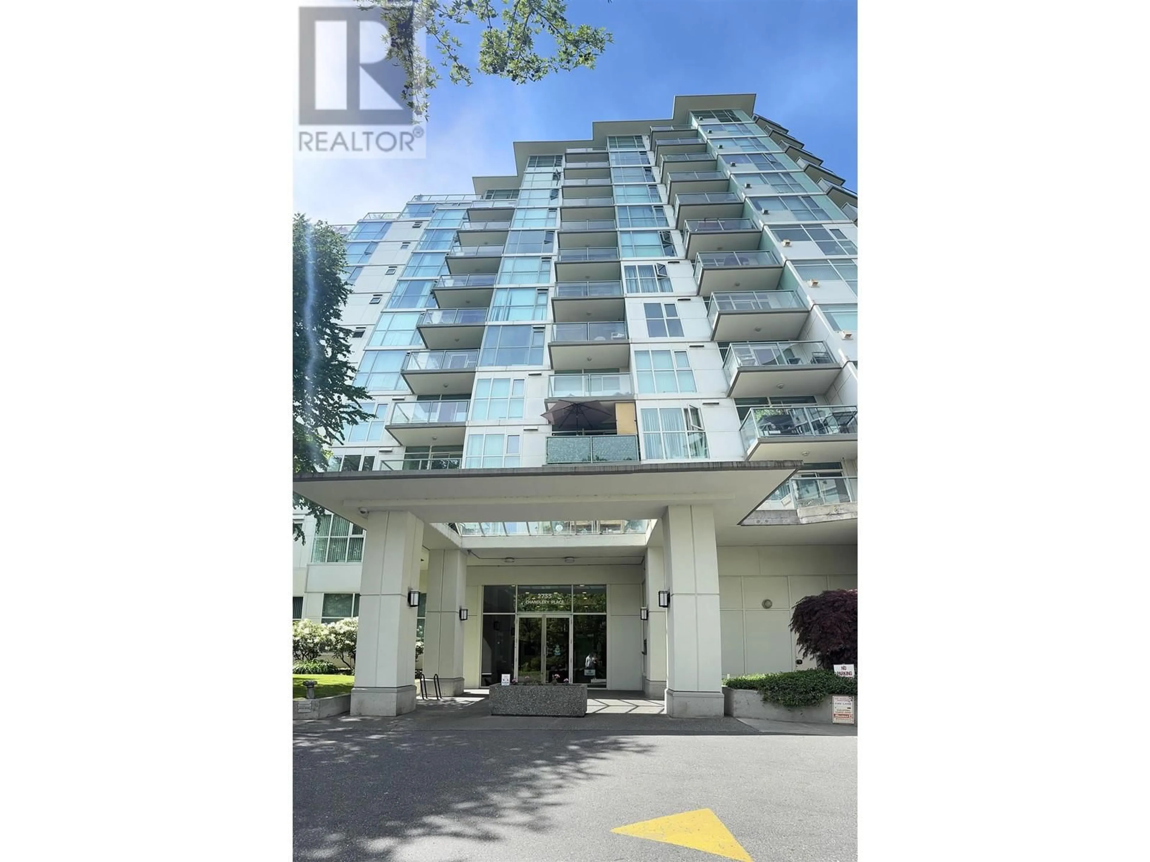 Indoor foyer for 506 - 2733 CHANDLERY PLACE, Vancouver British Columbia V5S4V3