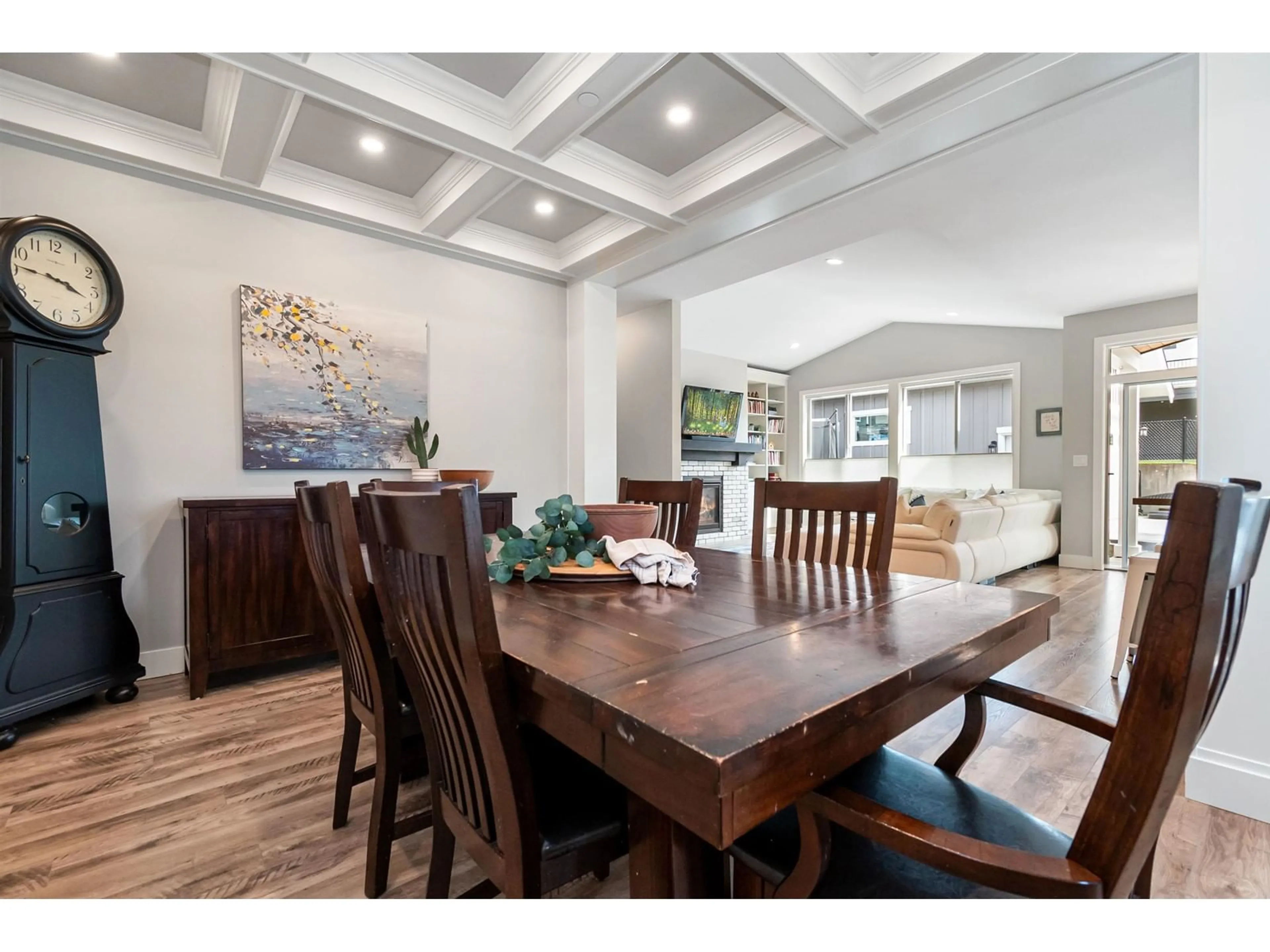 Dining room, wood/laminate floor for 50276 KENSINGTON DRIVE, Chilliwack British Columbia V4Z0C4