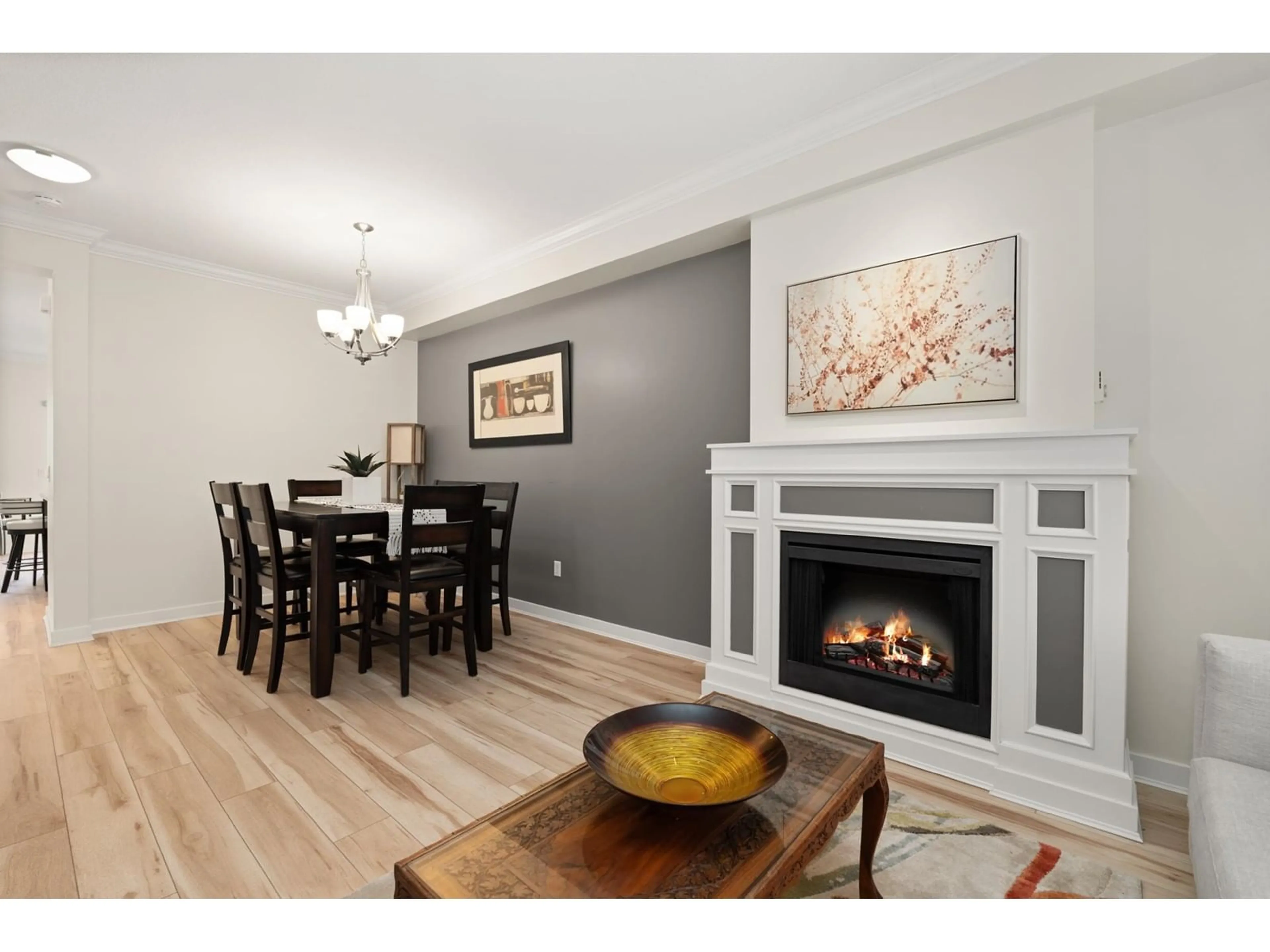 Dining room, wood/laminate floor for 140 - 2738 158, Surrey British Columbia V3Z3K3