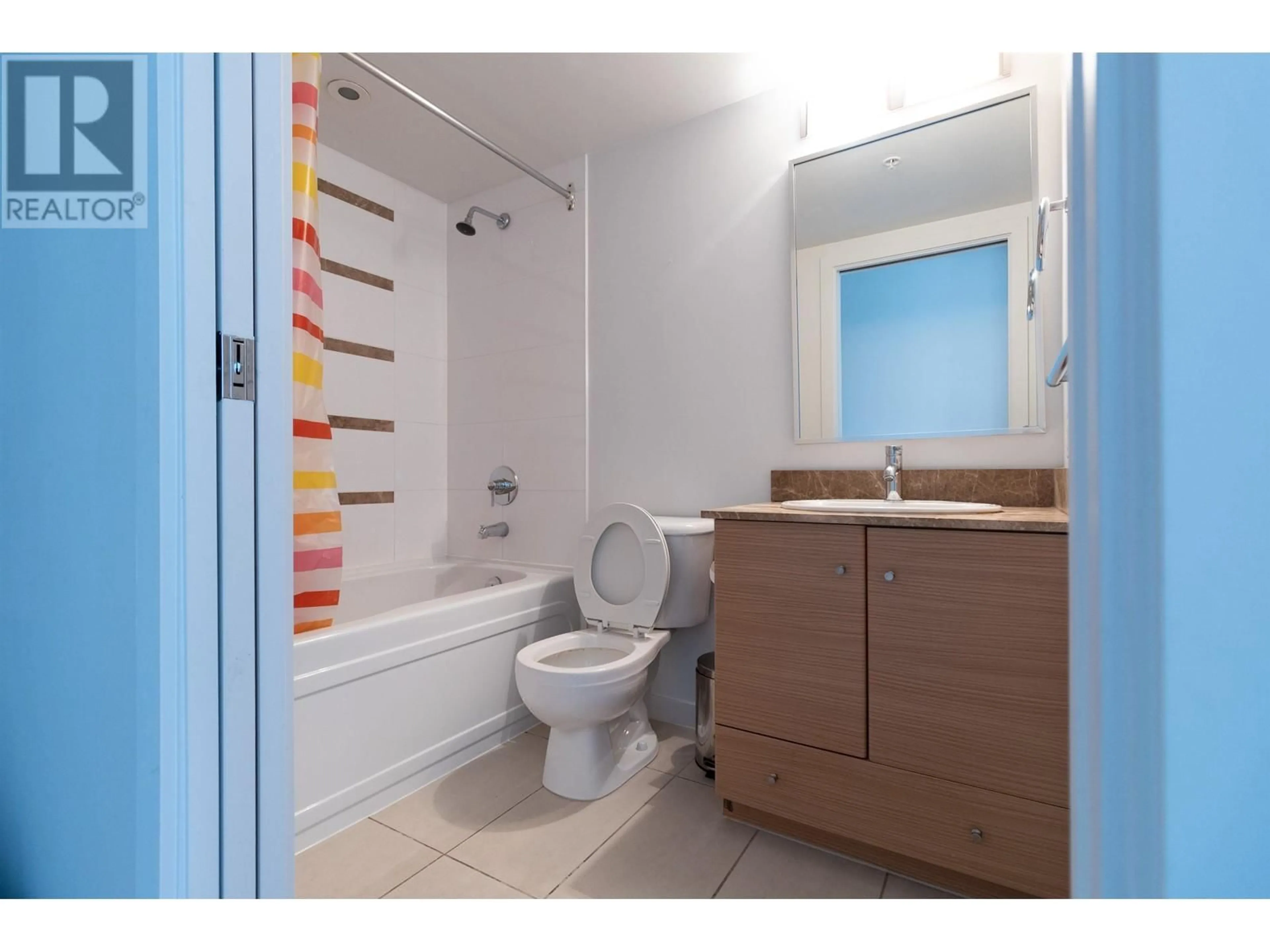 Standard bathroom, unknown for 2704 - 928 HOMER STREET, Vancouver British Columbia V6B1T7
