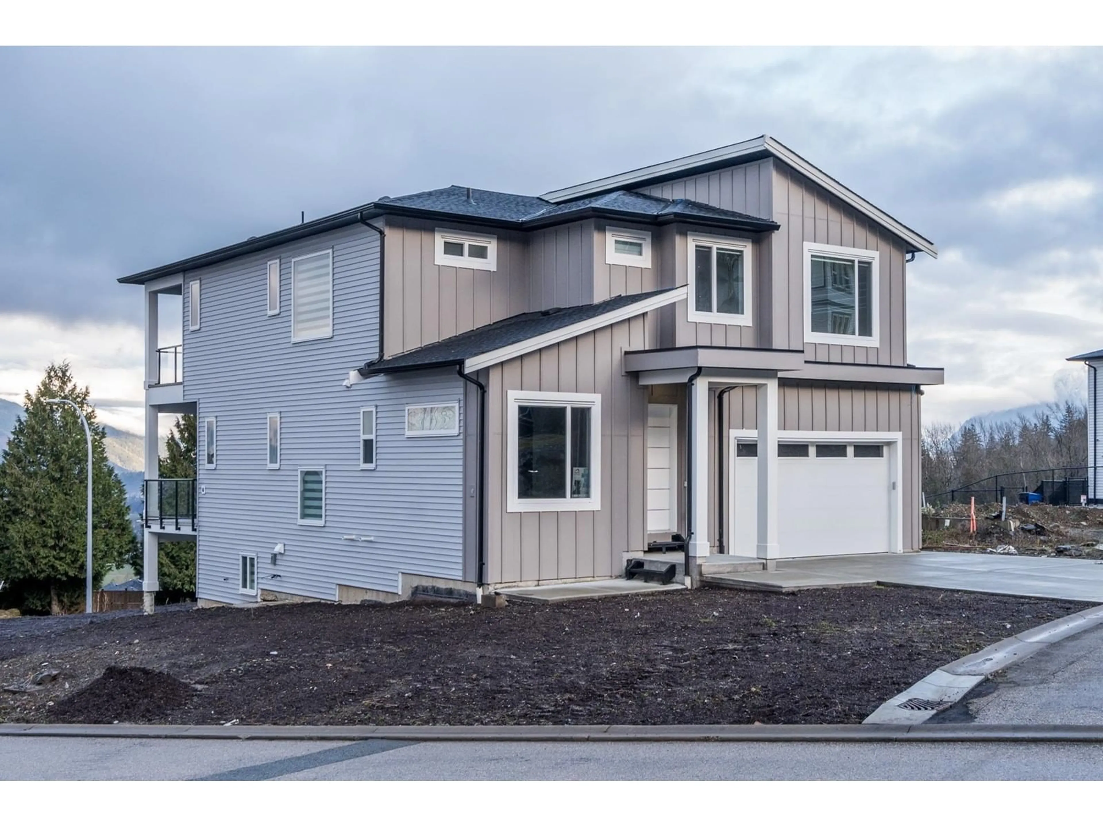 Home with vinyl exterior material, street for 8202 NIXON ROAD, Chilliwack British Columbia V4Z0E4