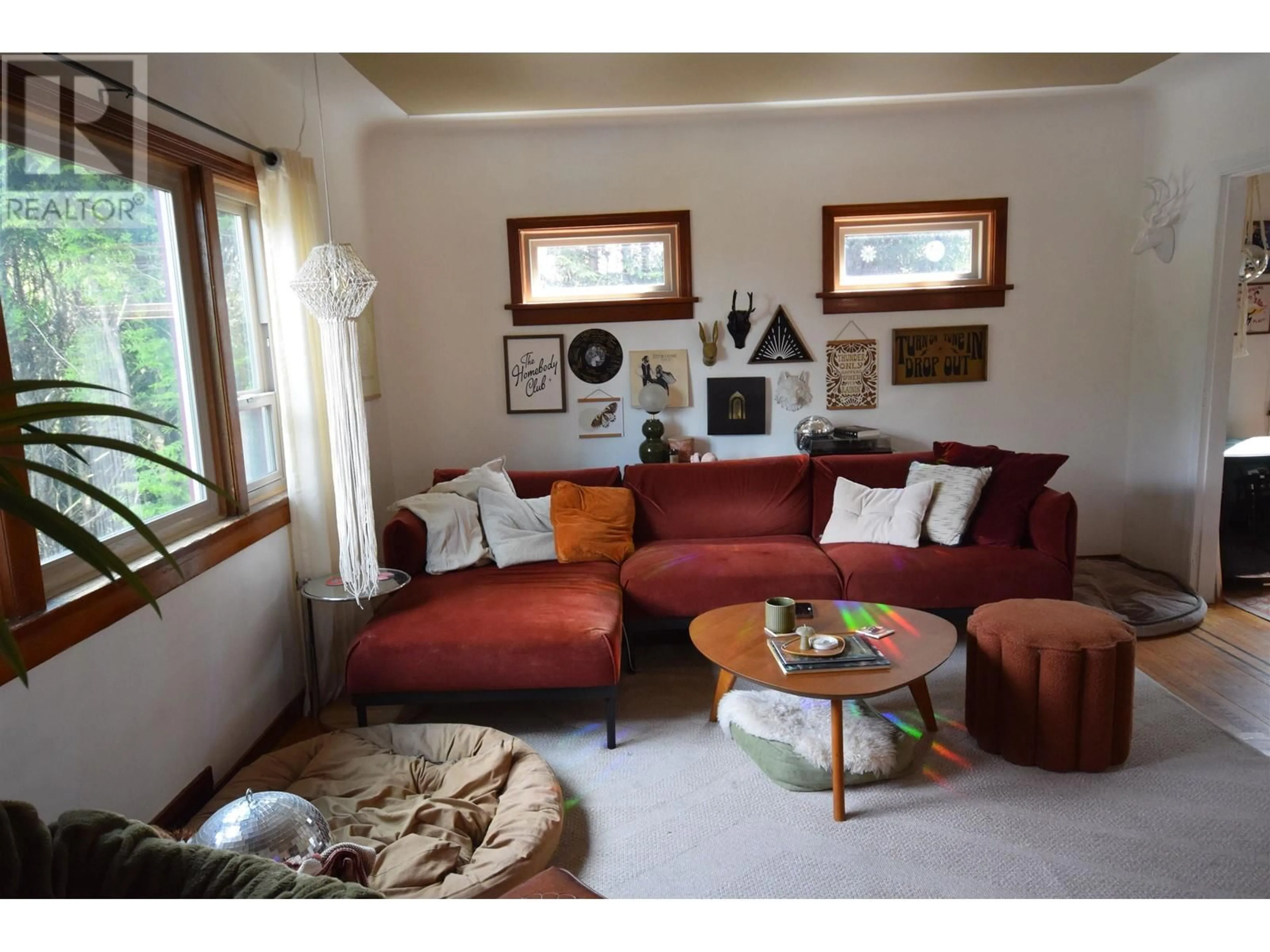 Living room with furniture, unknown for 23270 DEWDNEY TRUNK ROAD, Maple Ridge British Columbia V2X3L4