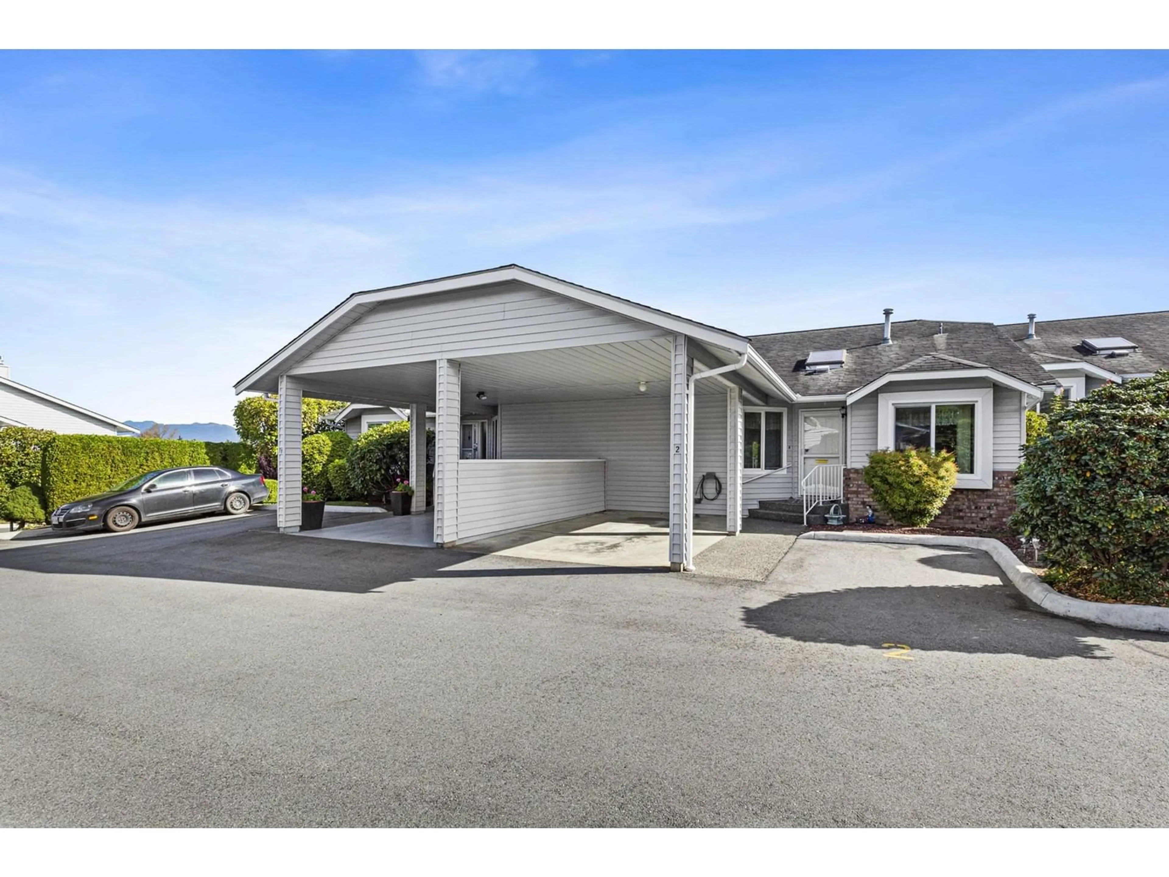 Unknown for 2 - 2989 TRAFALGAR, Abbotsford British Columbia V2S7X9