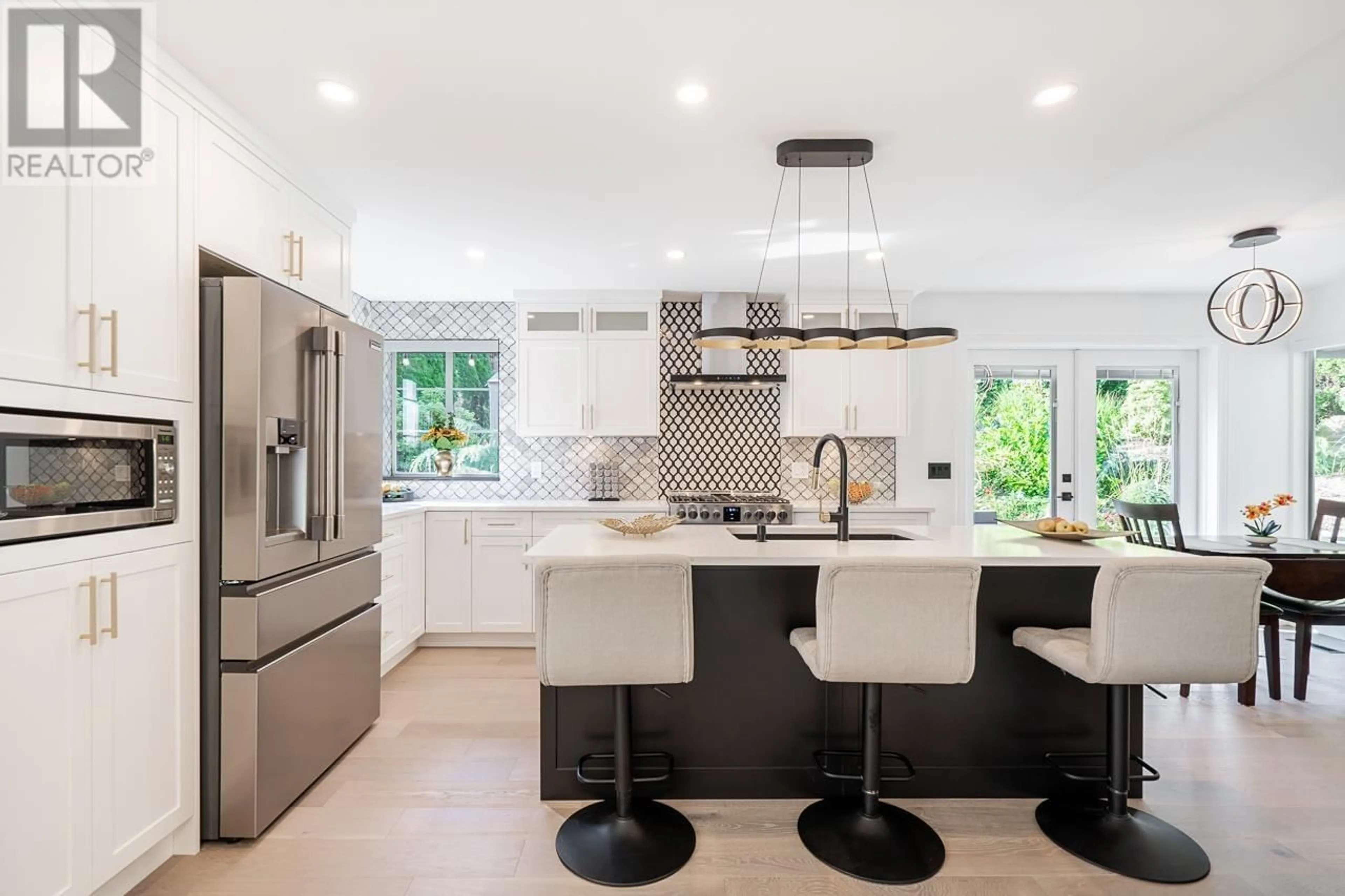 Contemporary kitchen, ceramic/tile floor for 2637 SANDSTONE CRESCENT, Coquitlam British Columbia V3E2T8