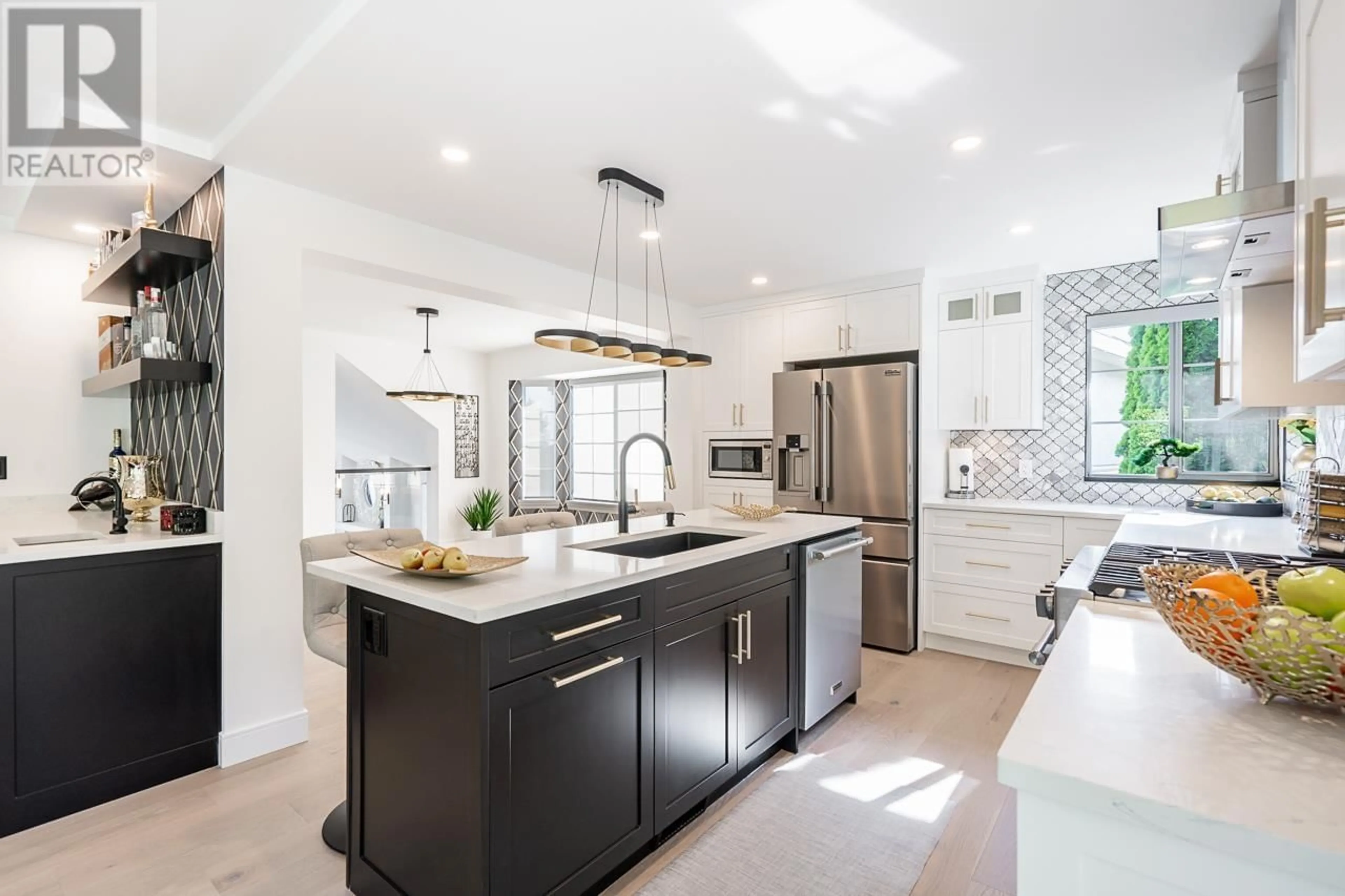 Contemporary kitchen, ceramic/tile floor for 2637 SANDSTONE CRESCENT, Coquitlam British Columbia V3E2T8