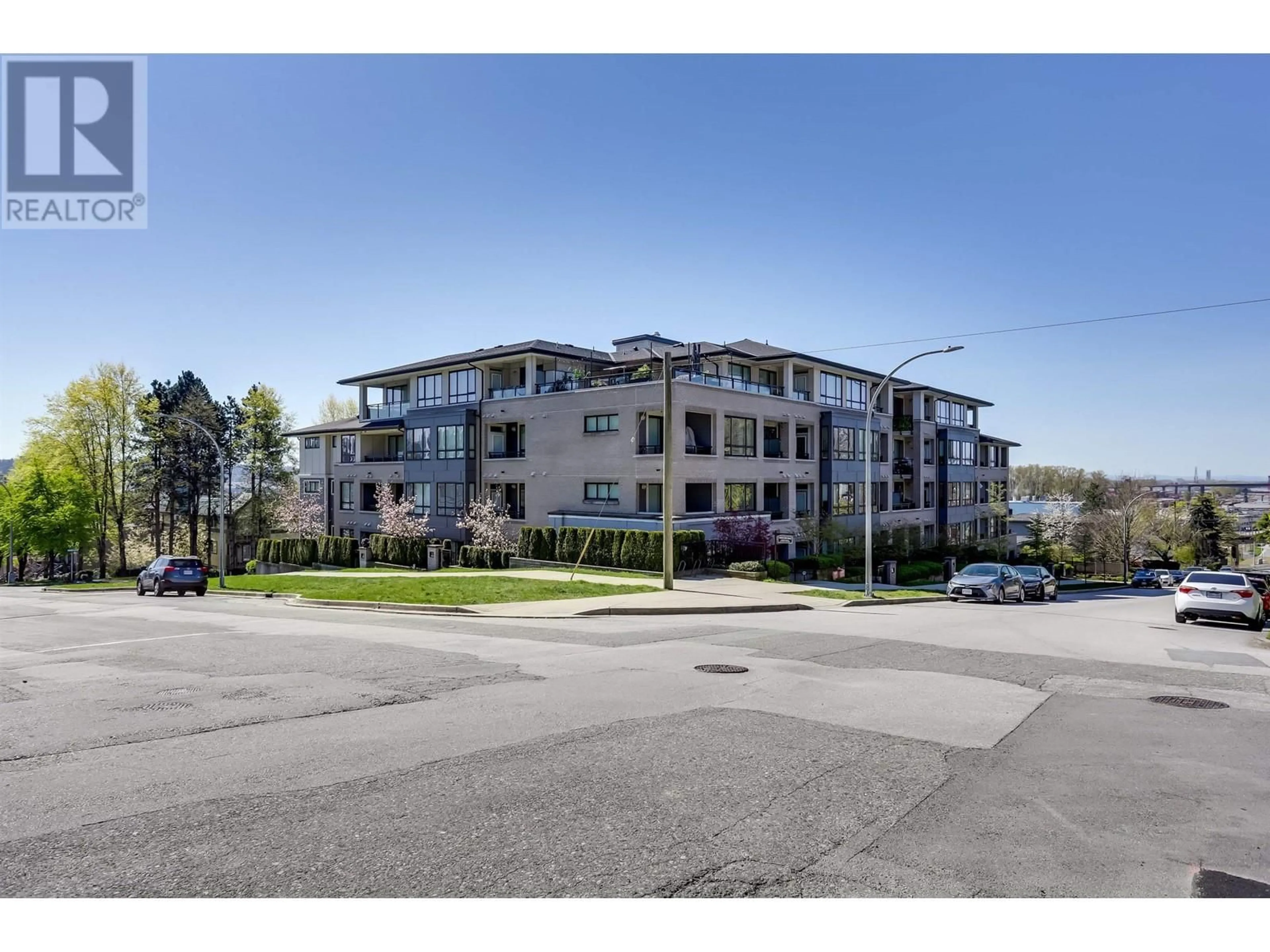 A pic from outside/outdoor area/front of a property/back of a property/a pic from drone, street for PH-01 - 1306 FIFTH AVENUE, Vancouver British Columbia V3M0K5