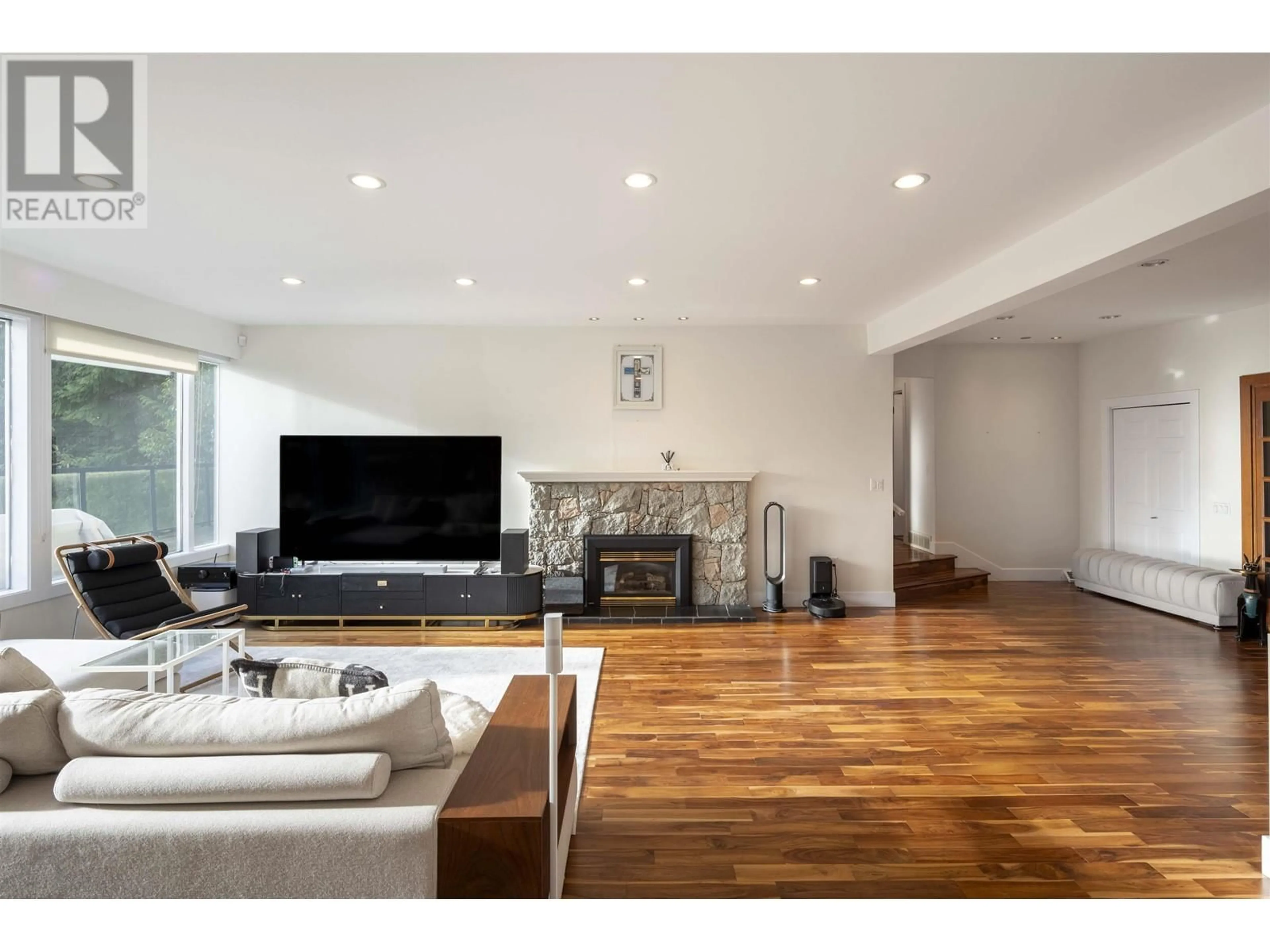 Unknown for 1130 GROVELAND COURT, West Vancouver British Columbia V7S1Z6