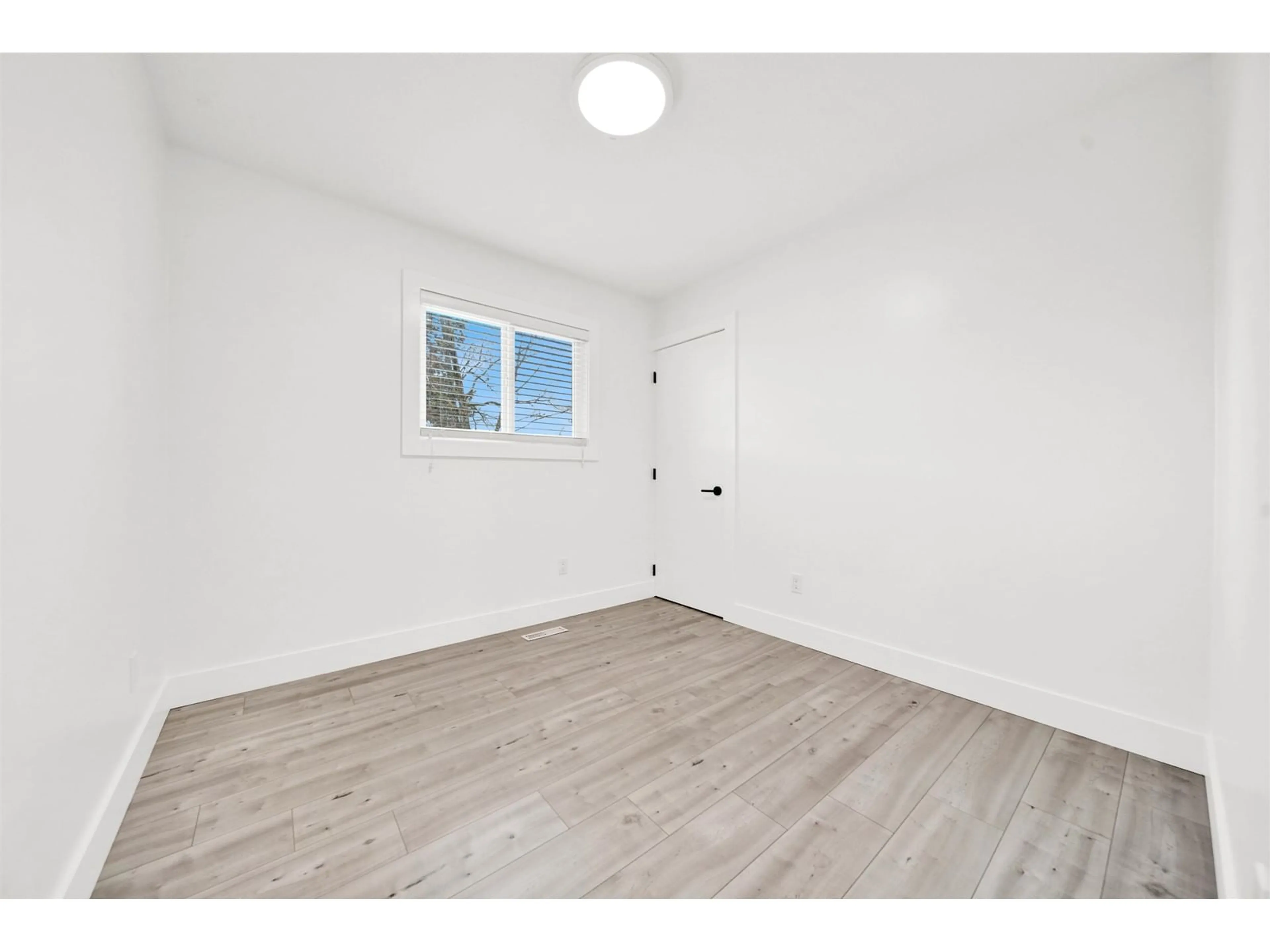 A pic of a room for 7909 126A, Surrey British Columbia V3W7J9