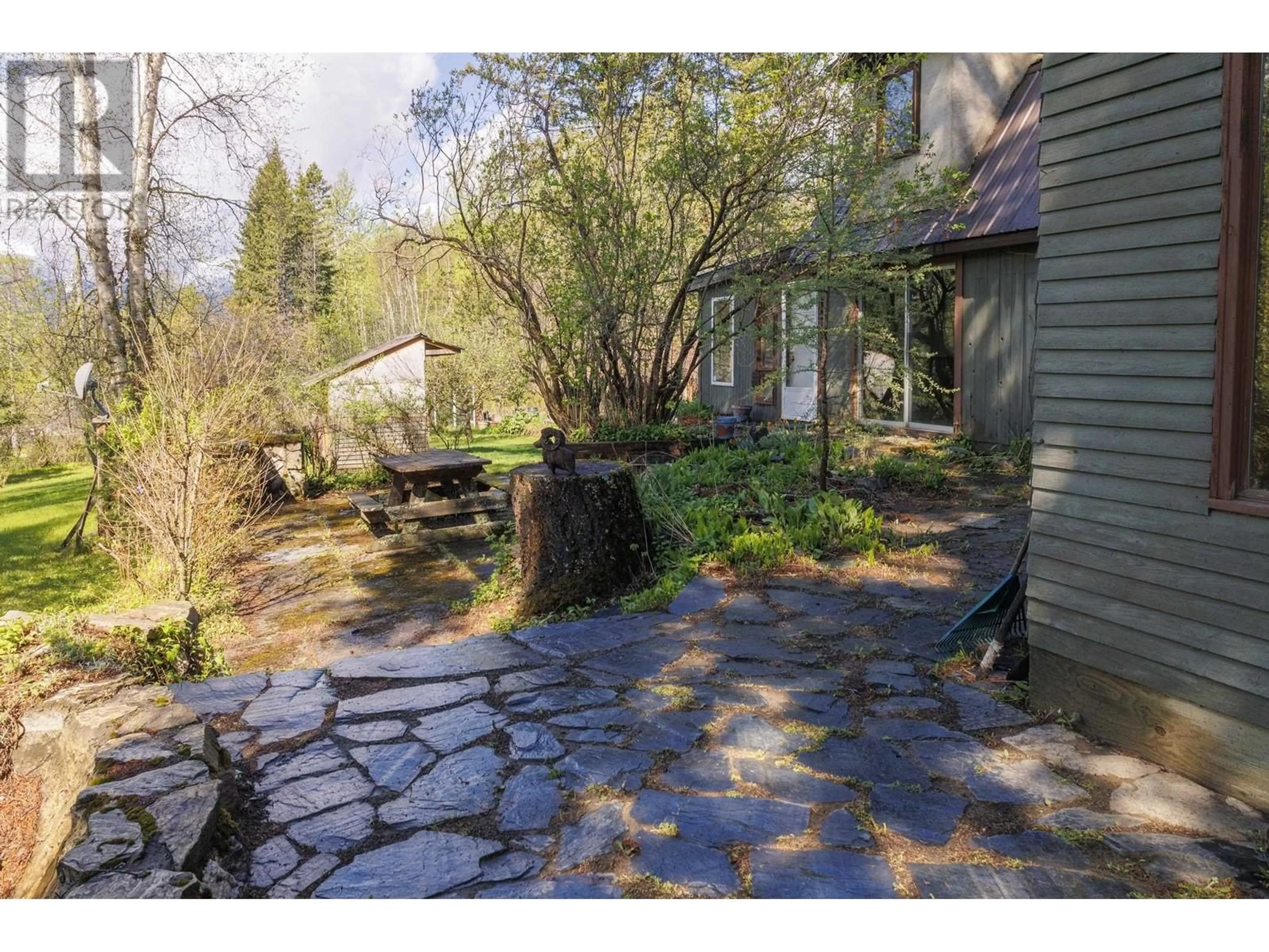 Patio, forest/trees view for 285 RAINBOW ROAD, McBride British Columbia V0J2E0