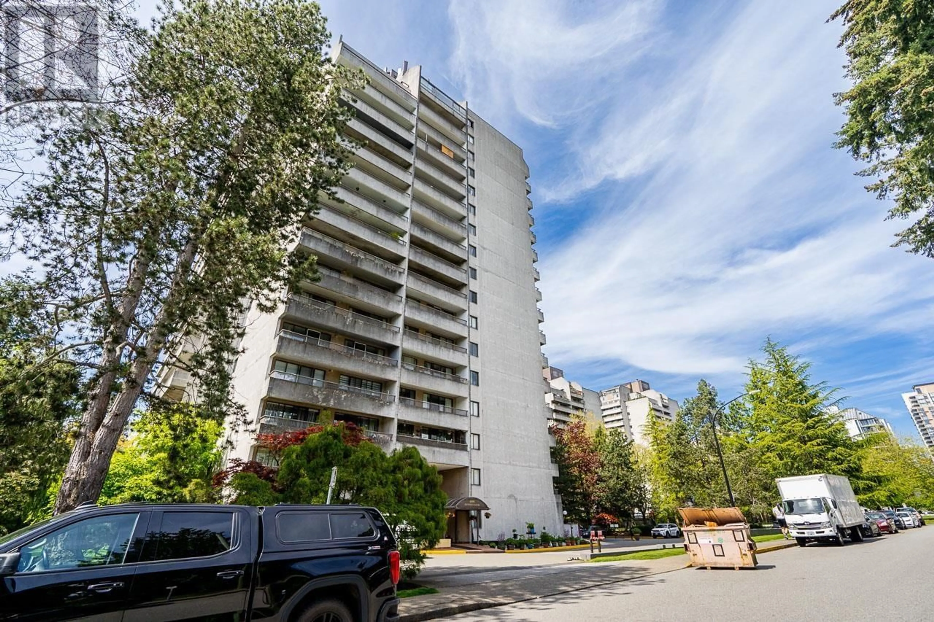 Patio, unknown for 1101 - 6595 WILLINGDON AVENUE, Burnaby British Columbia V5H4E5
