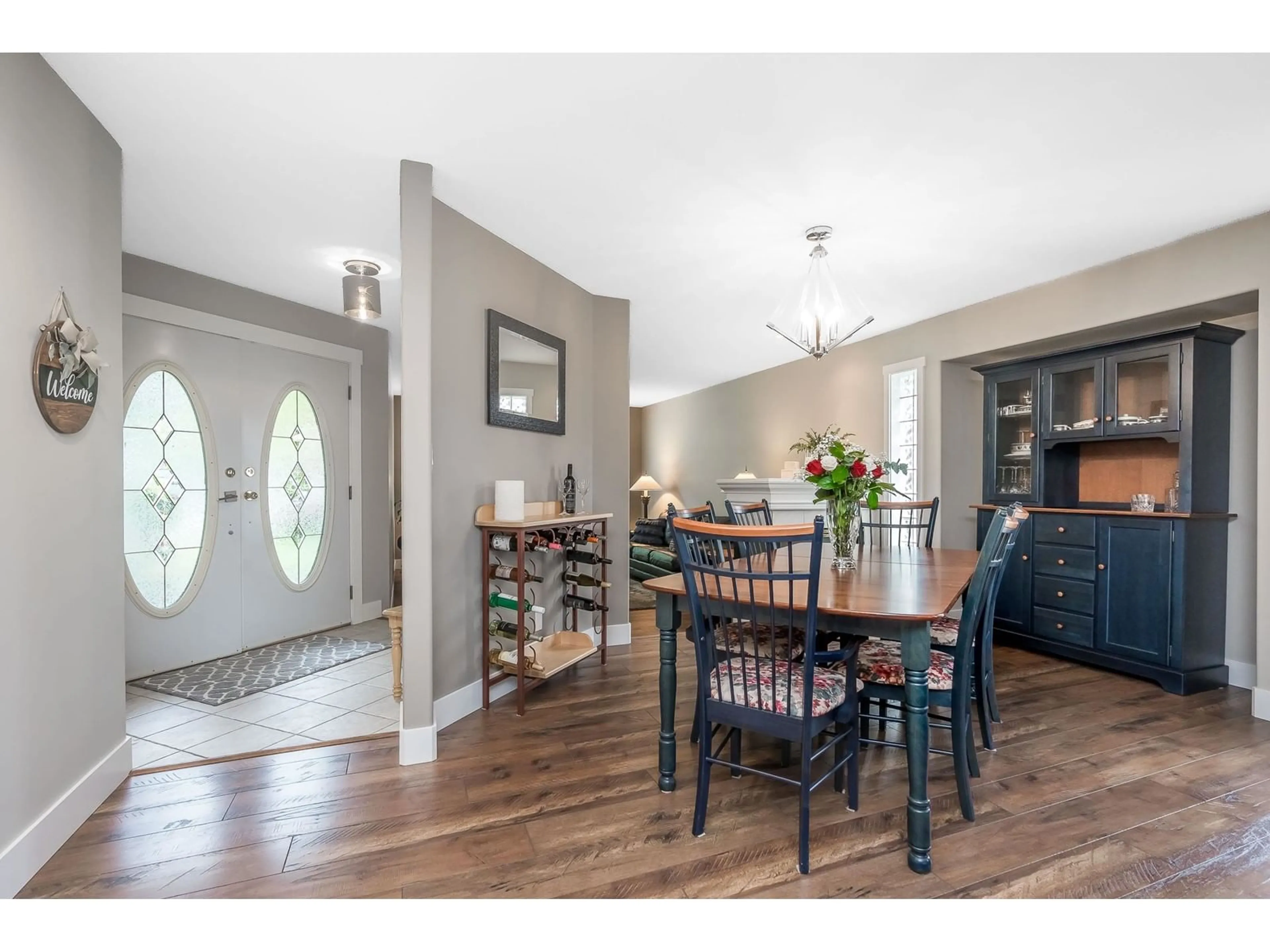 Open concept kitchen, unknown for 35858 REGAL, Abbotsford British Columbia V3G1L3