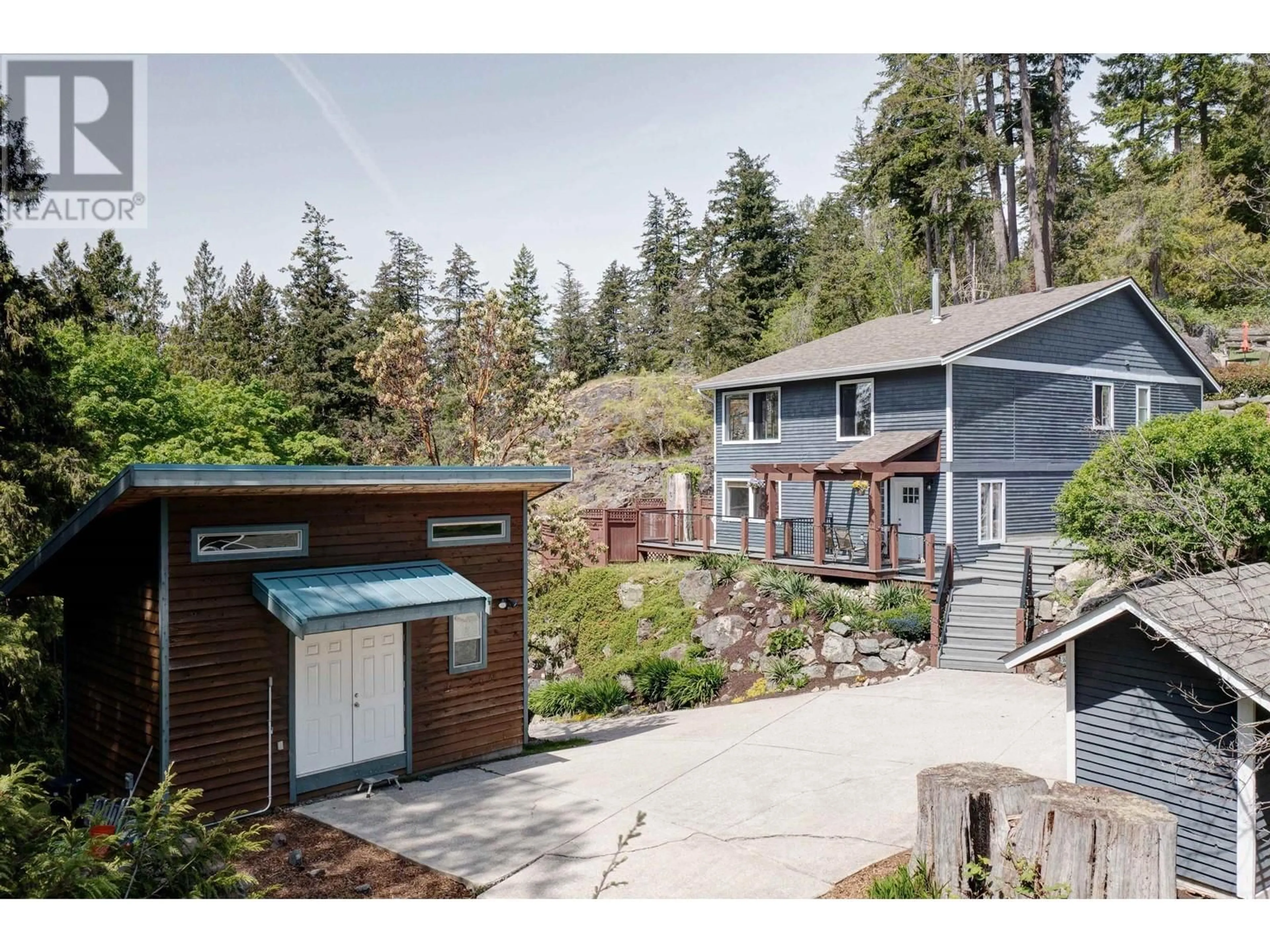 Unknown for 8362 REDROOFFS ROAD, Halfmoon Bay British Columbia V7Z1E5