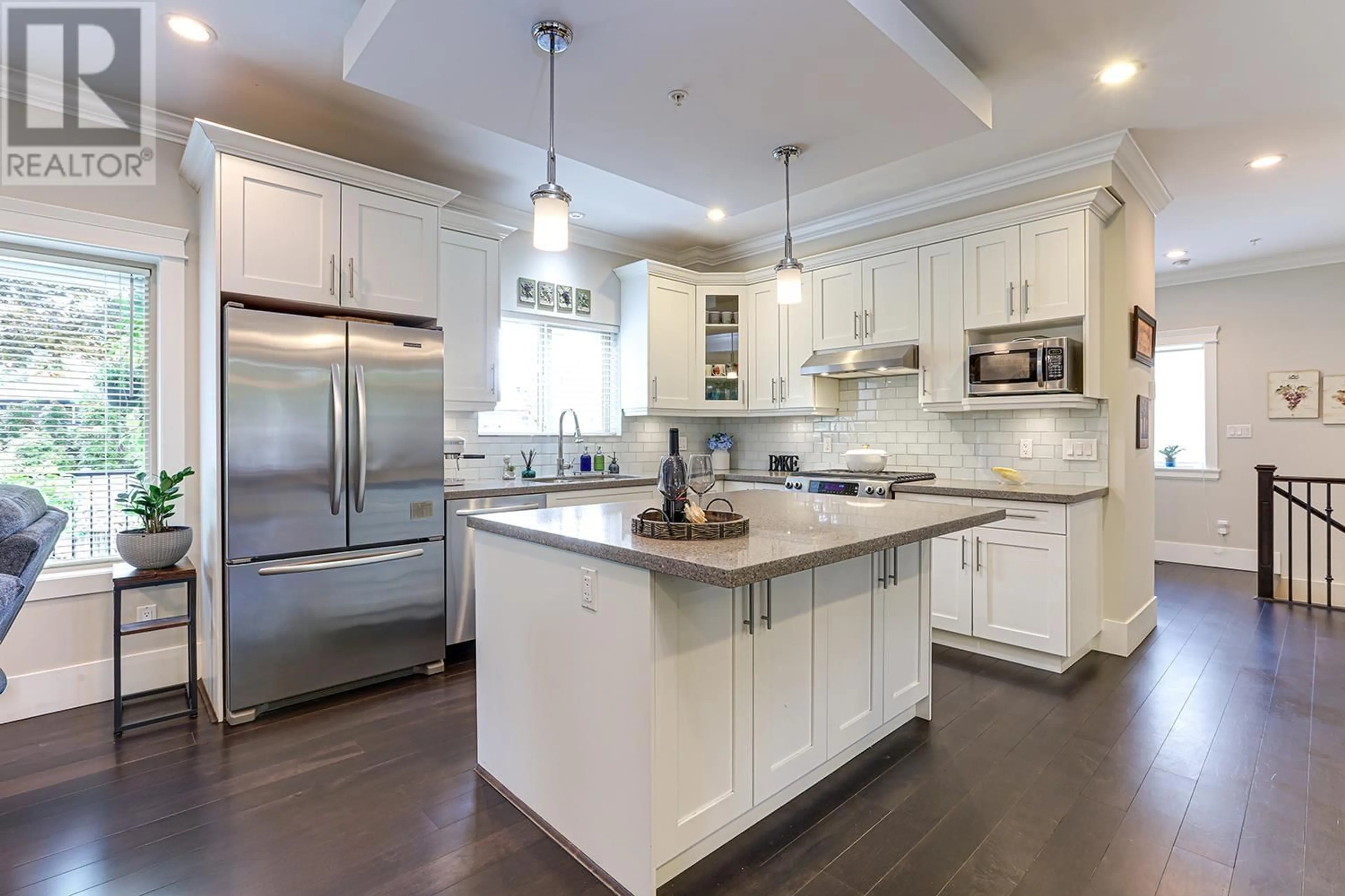 Open concept kitchen, unknown for 3968 ROBIN PLACE, Port Coquitlam British Columbia V3B6R7
