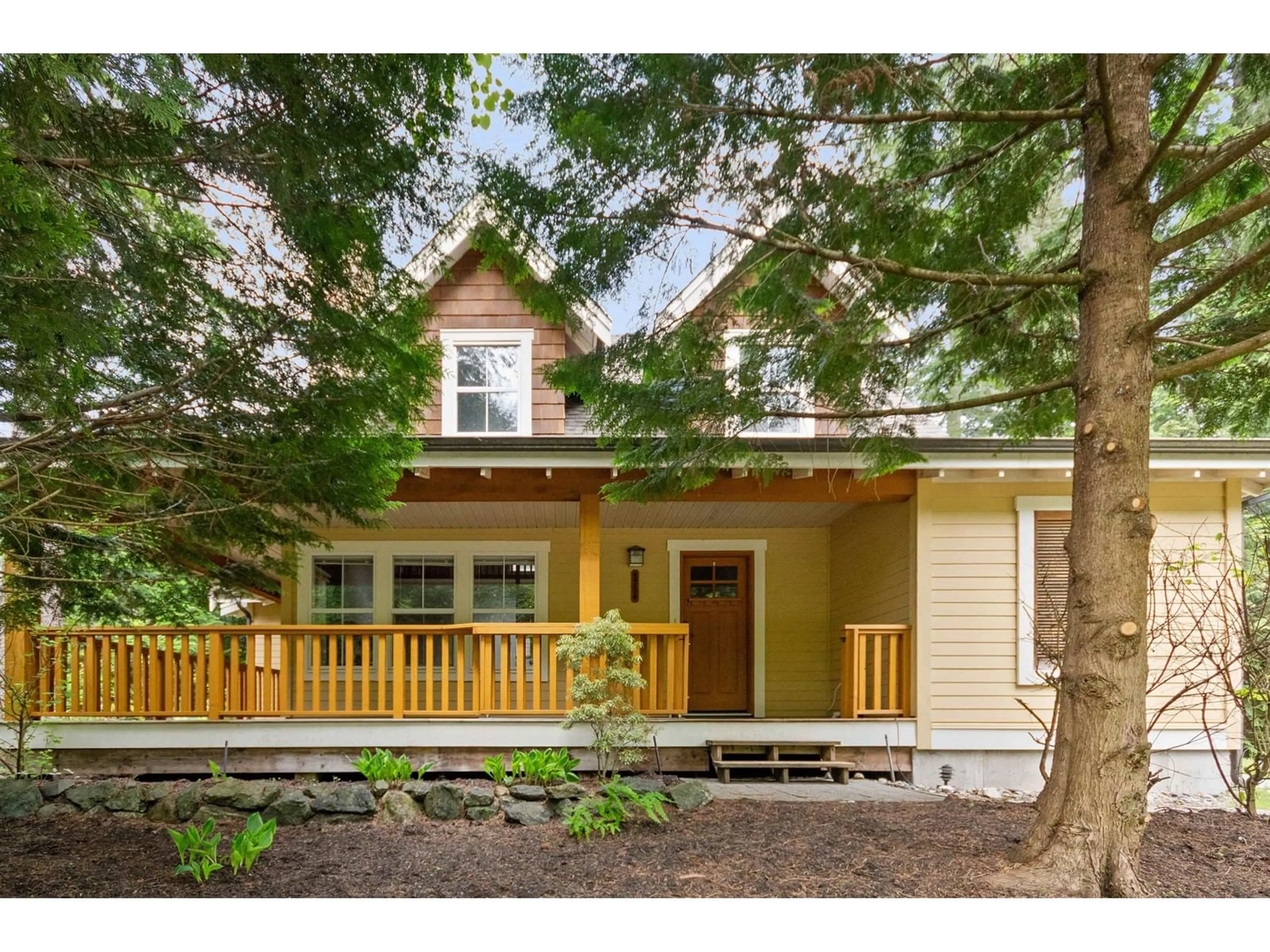 Home with vinyl exterior material, street for 1734 ROBINS ROOST TRAIL, Lindell Beach British Columbia V2R0E1