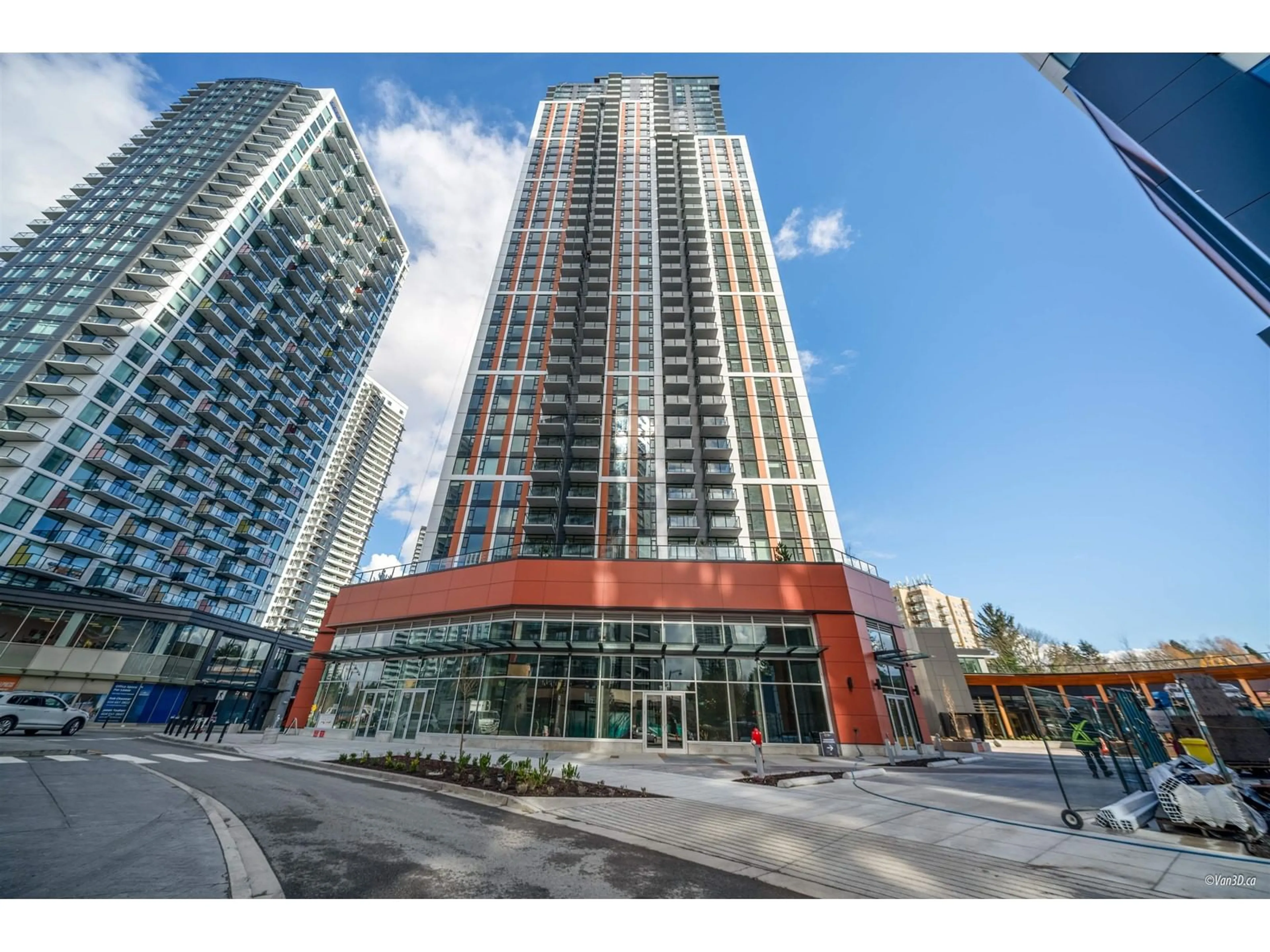 Indoor foyer for 2505 - 13725 GEORGE JUNCTION, Surrey British Columbia V3T0V7