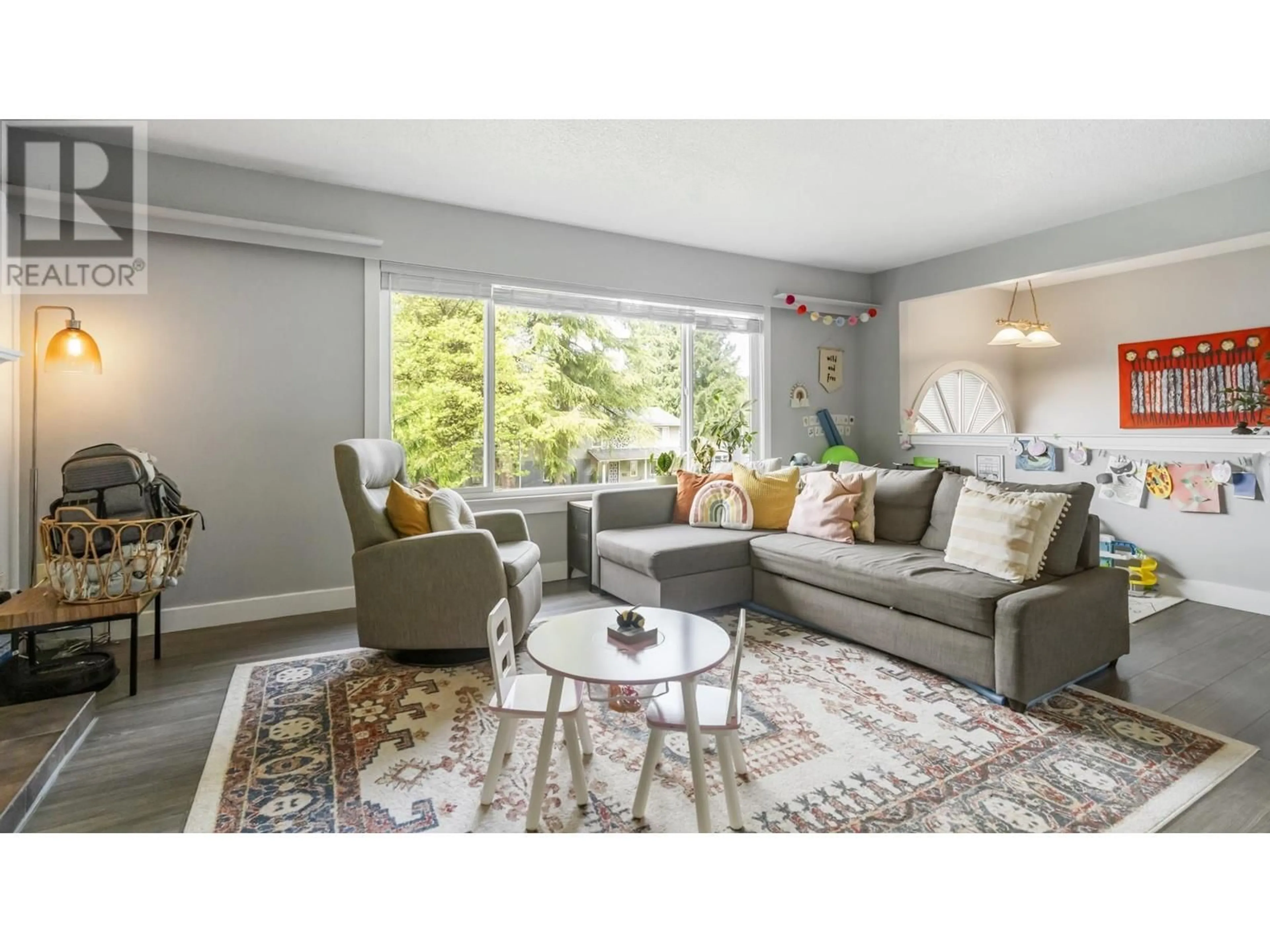 Living room with furniture, unknown for 22738 124 AVENUE, Maple Ridge British Columbia V2X4K1
