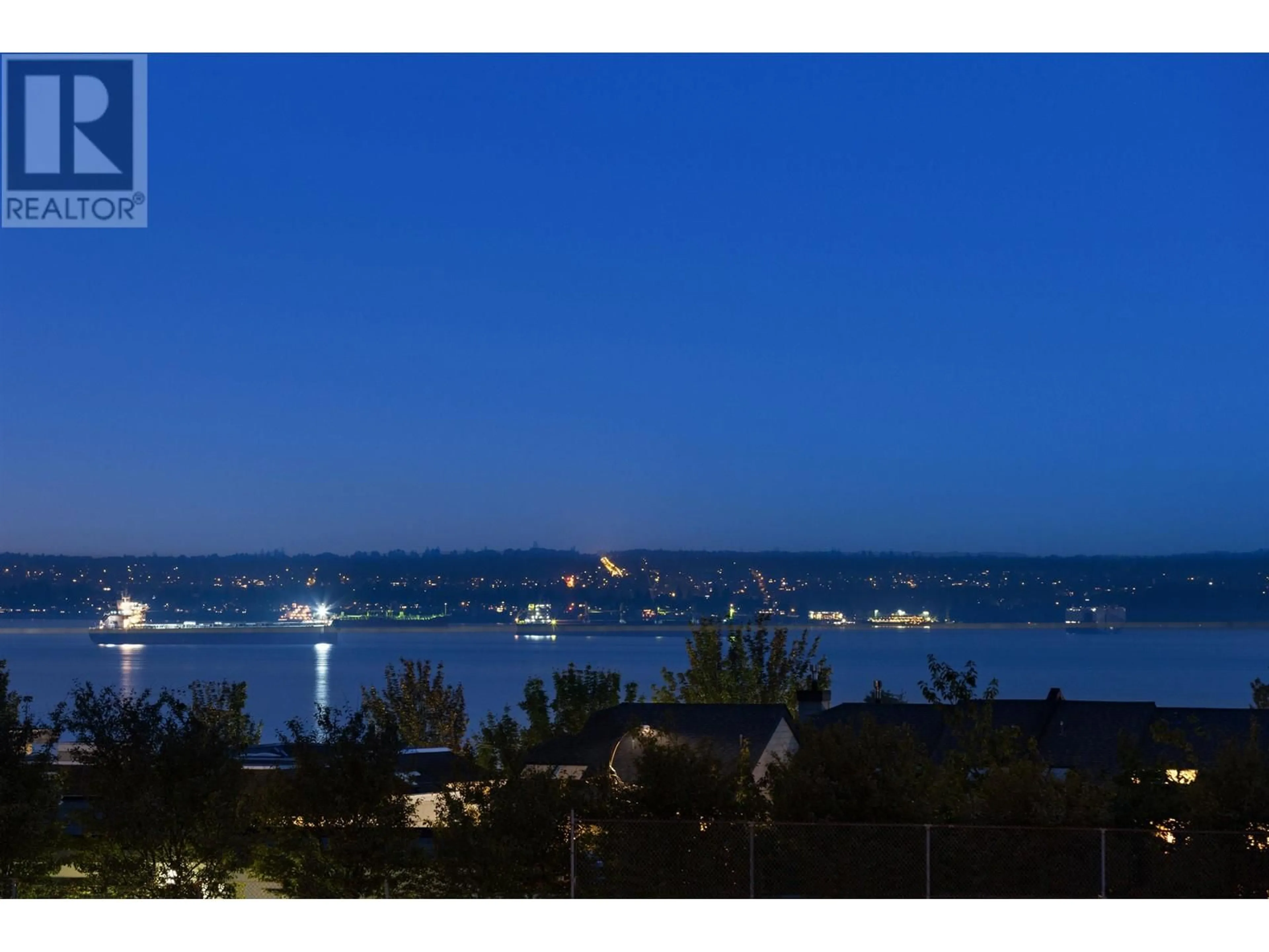 Blurry image for 2449 KINGS AVENUE, West Vancouver British Columbia V7V2C5