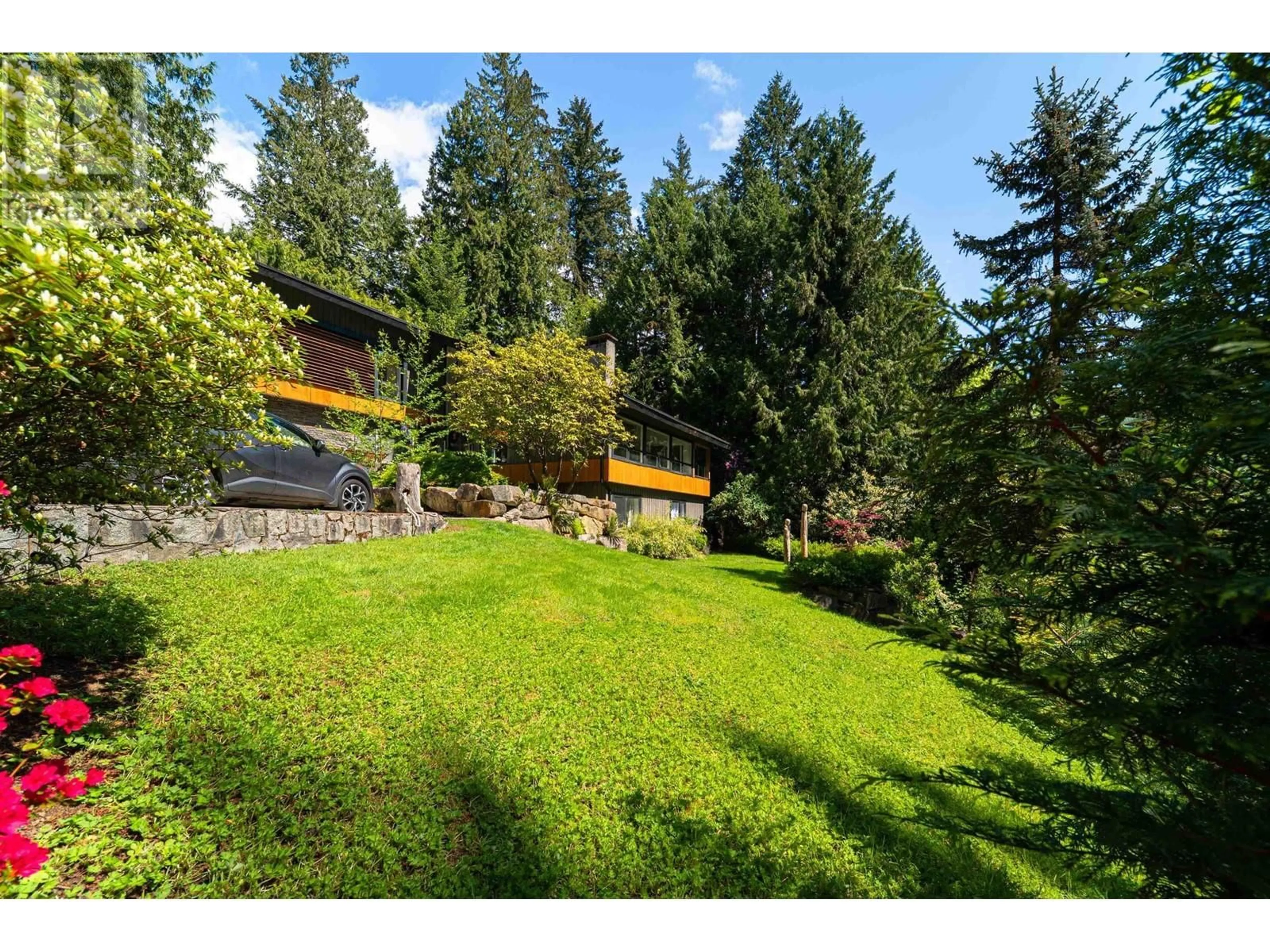 A pic from outside/outdoor area/front of a property/back of a property/a pic from drone, forest/trees view for 3985 BAYRIDGE AVENUE, West Vancouver British Columbia V7V3J6